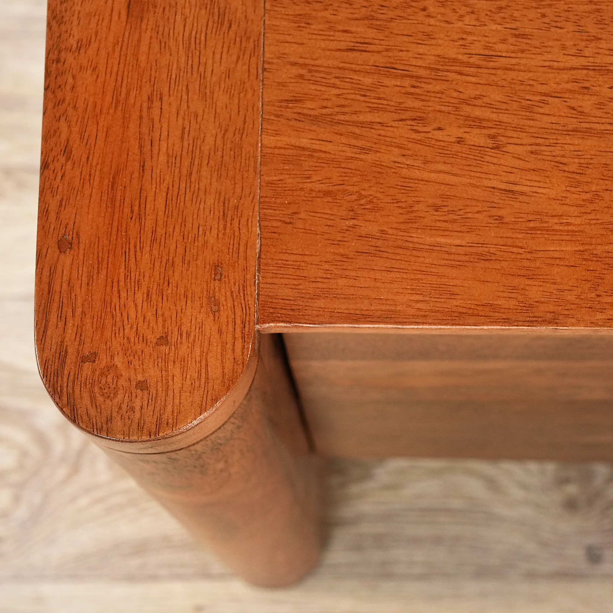 Agatha Bedside - Image 5