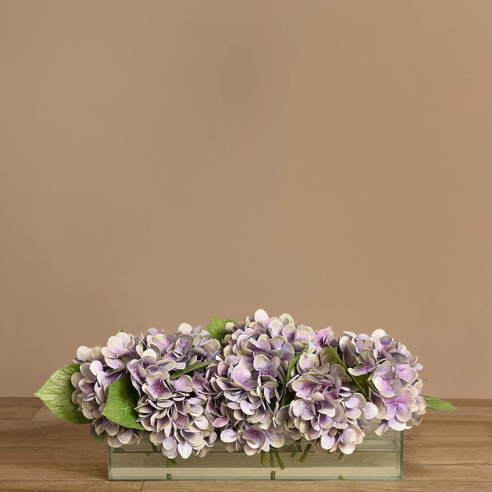 Artificial Hydrangea Arrangement in Glass Vase - Image 17
