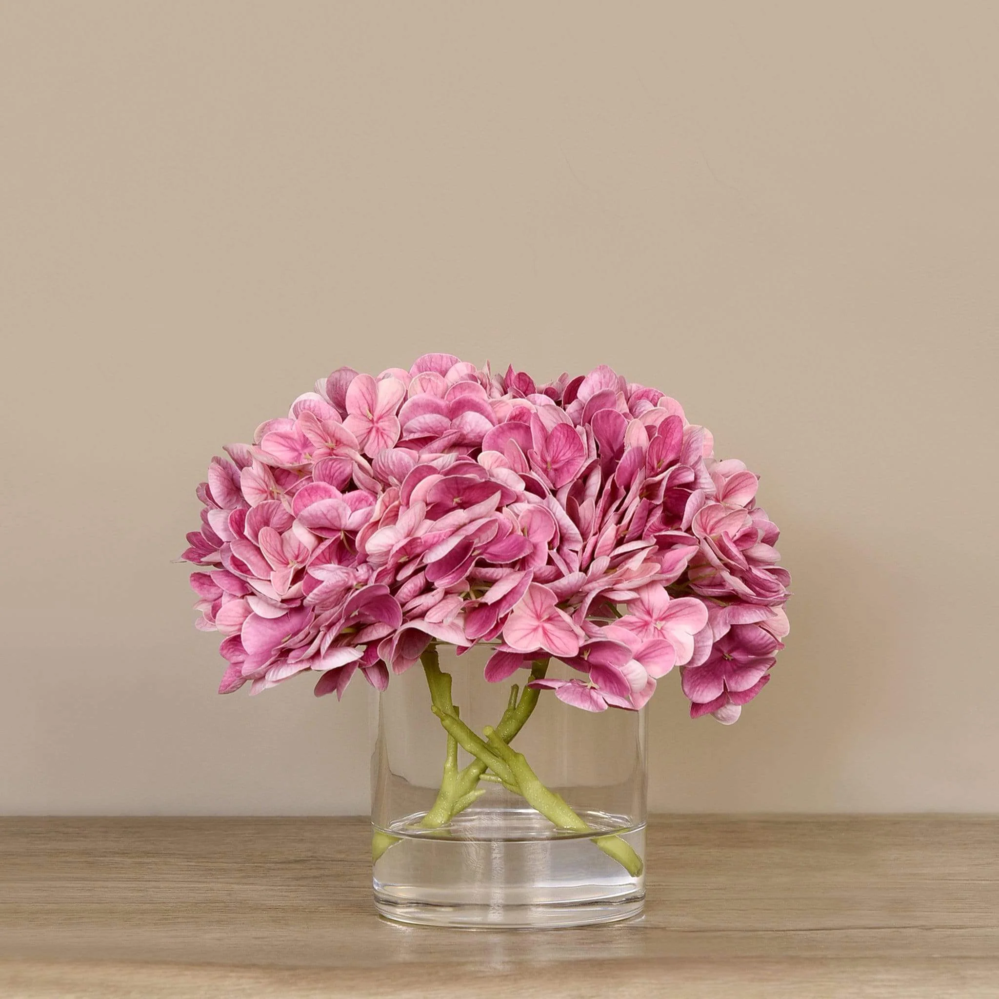 Artificial Hydrangea Arrangement in Glass Vase - Image 9