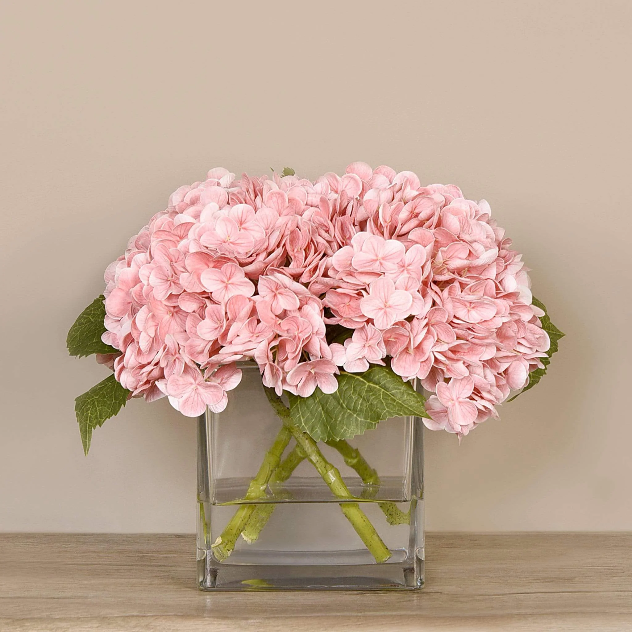 Artificial Hydrangea Arrangement in Glass Vase - Image 15