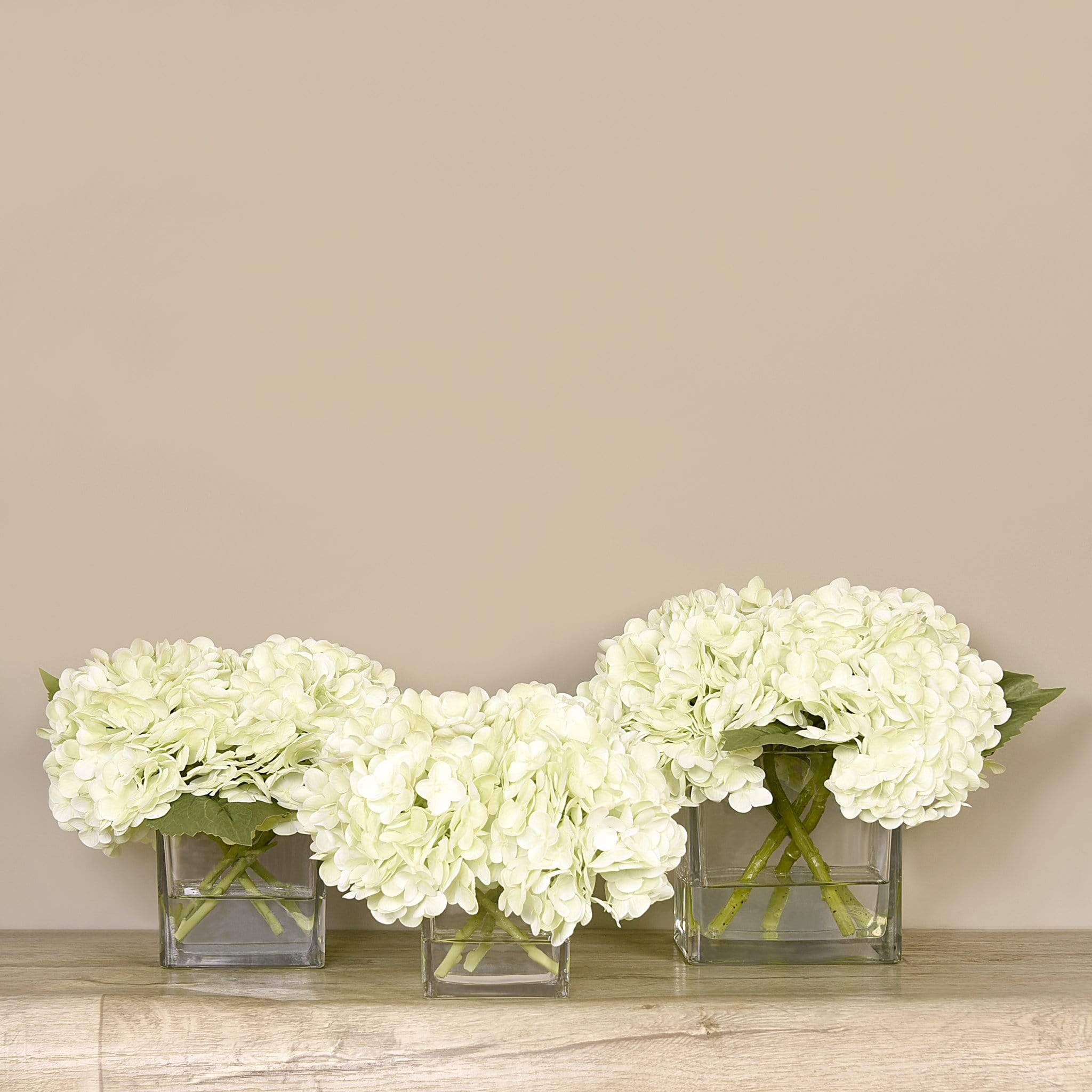 Artificial Hydrangea Arrangement in Glass Vase - Image 8