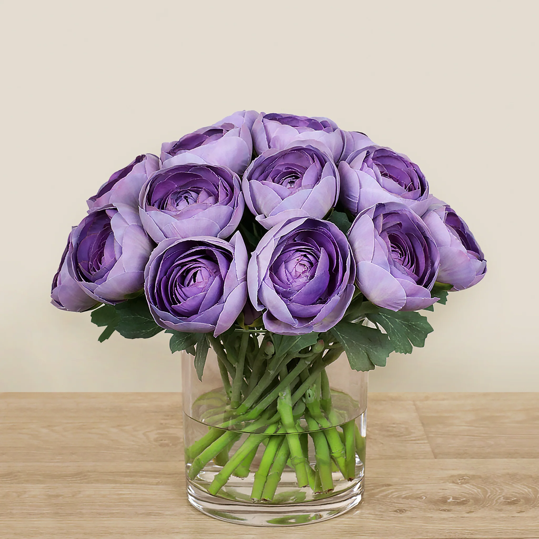 Artificial Ranunculus Arrangement in Glass Vase - Image 15