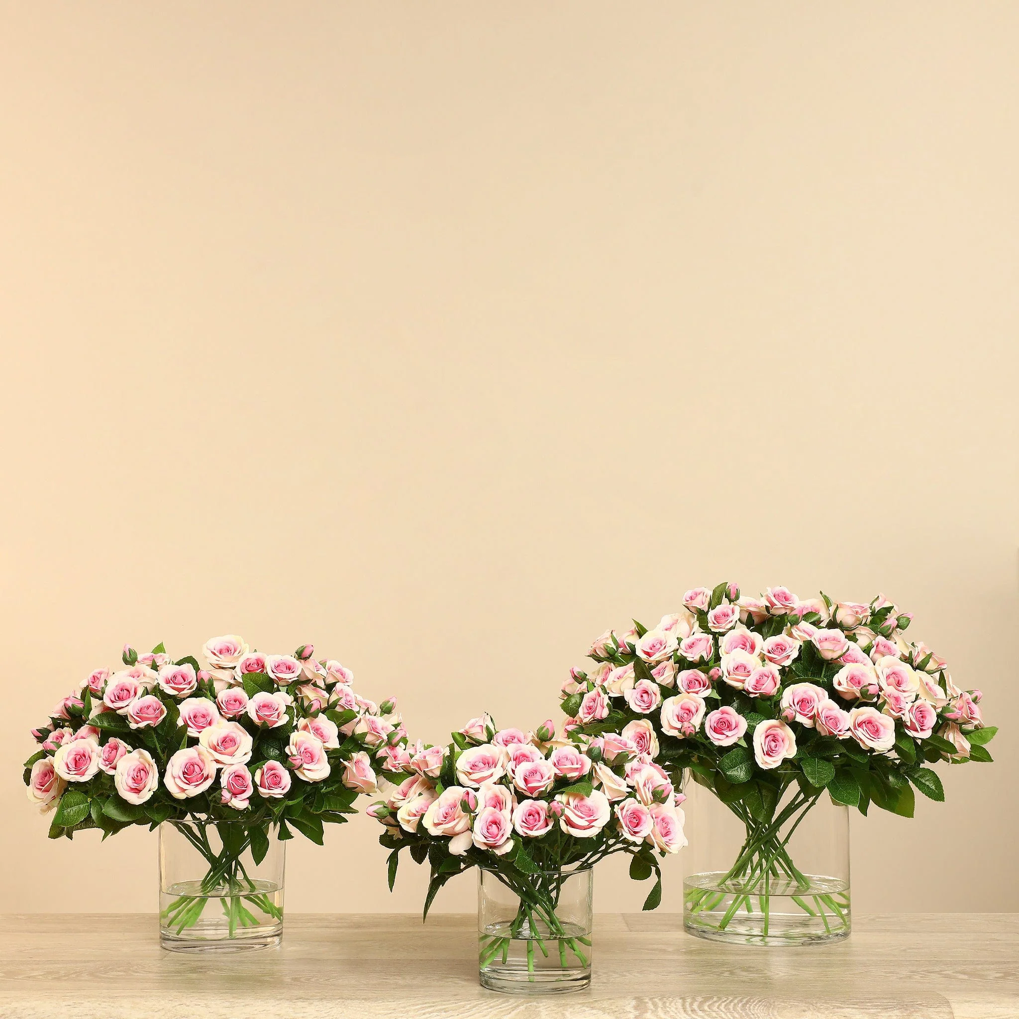 Artificial Rose Arrangement in Glass Vase - Image 5