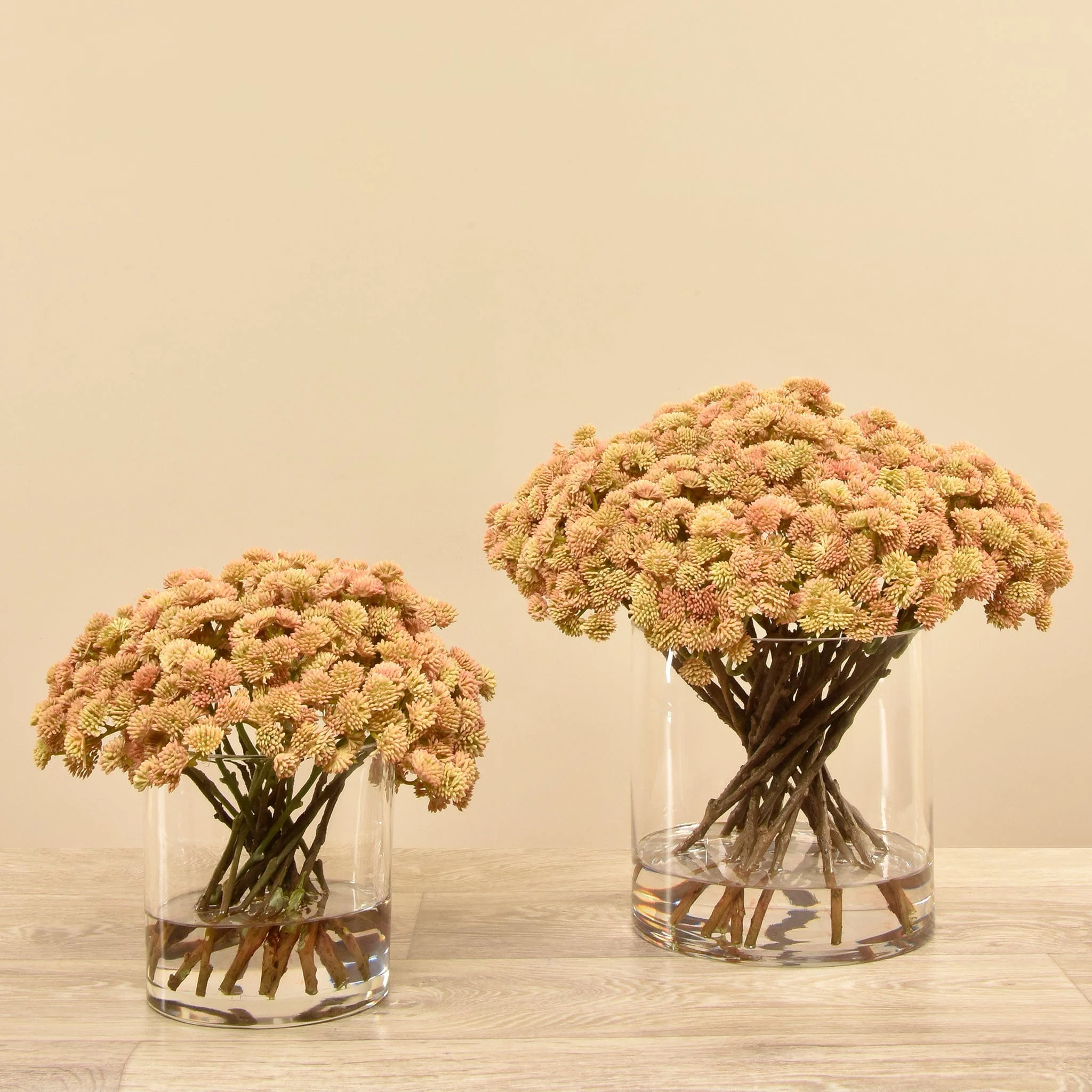 Artificial Sedum Arrangement in Glass Vase - Image 9