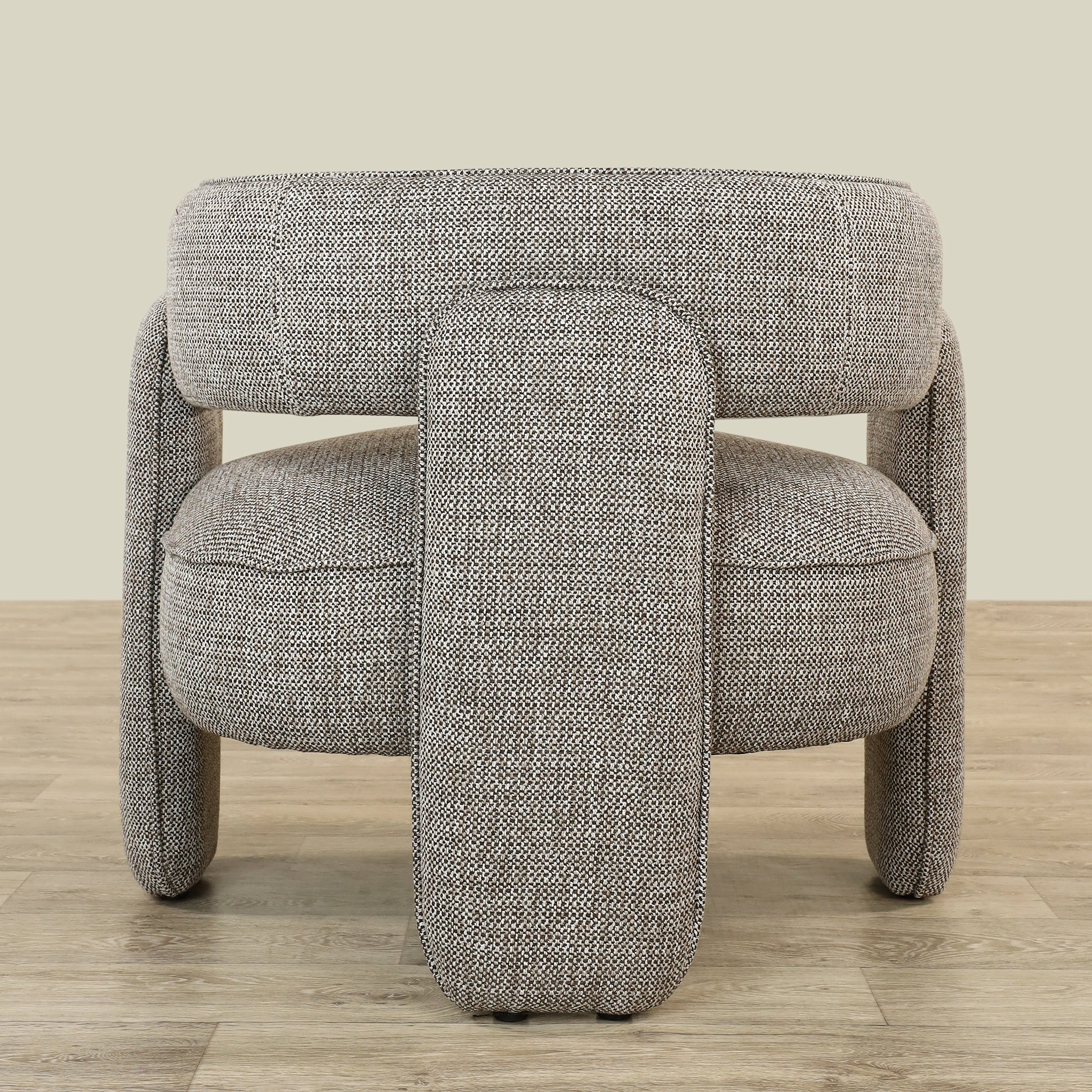 Bassett Armchair Lounge Chair - Image 14