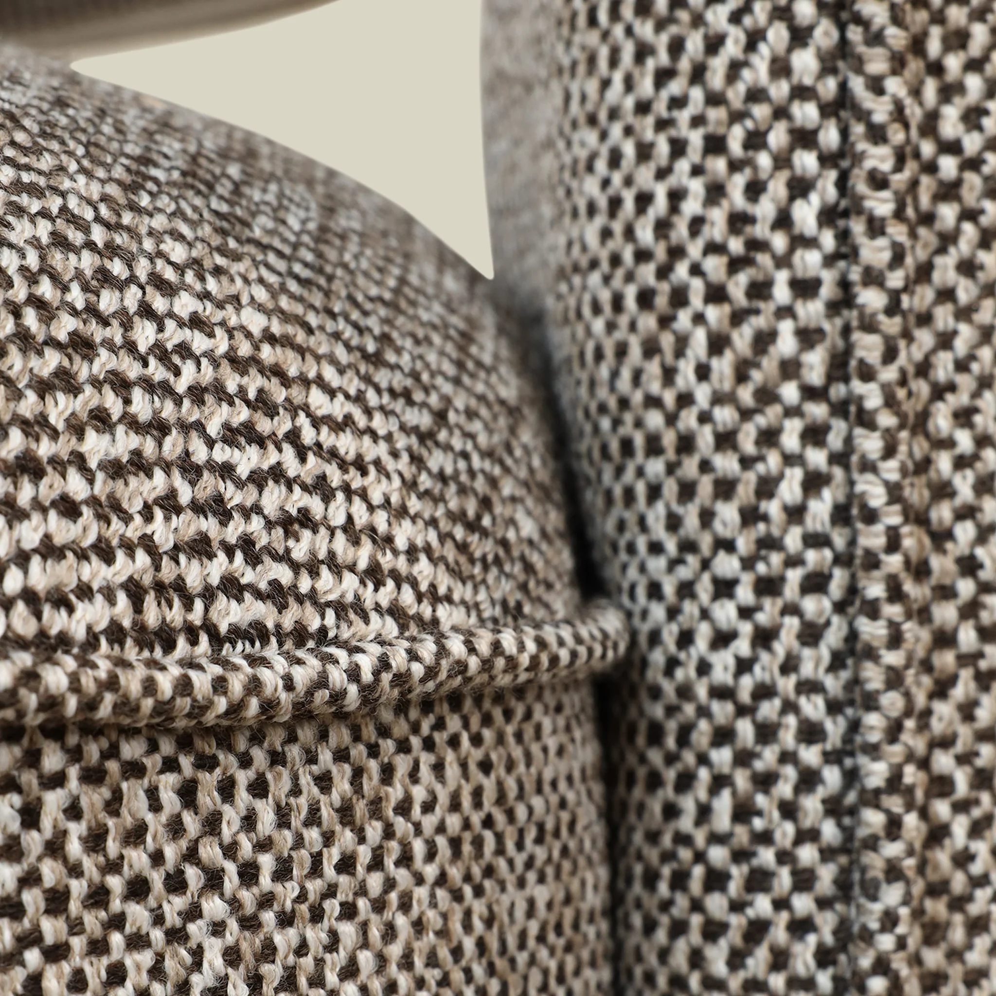 Bassett Armchair Lounge Chair - Image 17