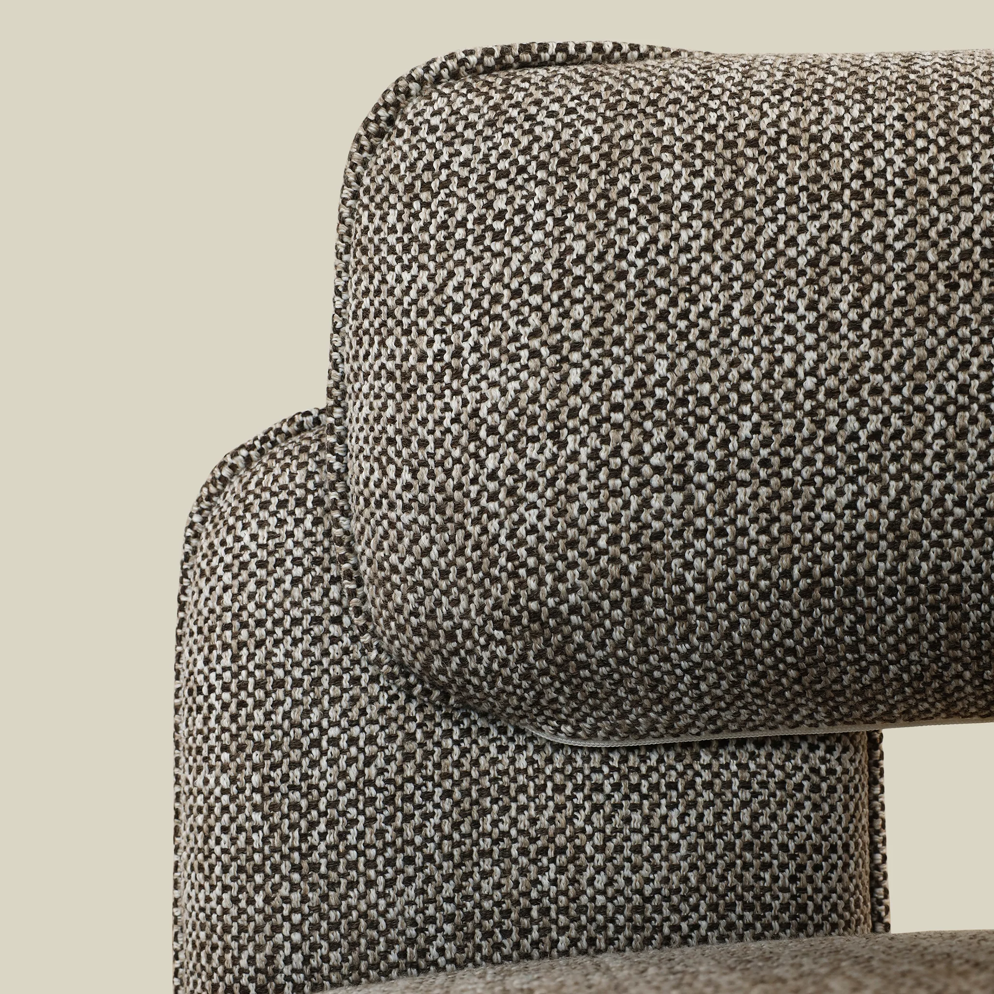 Bassett Armchair Lounge Chair - Image 18