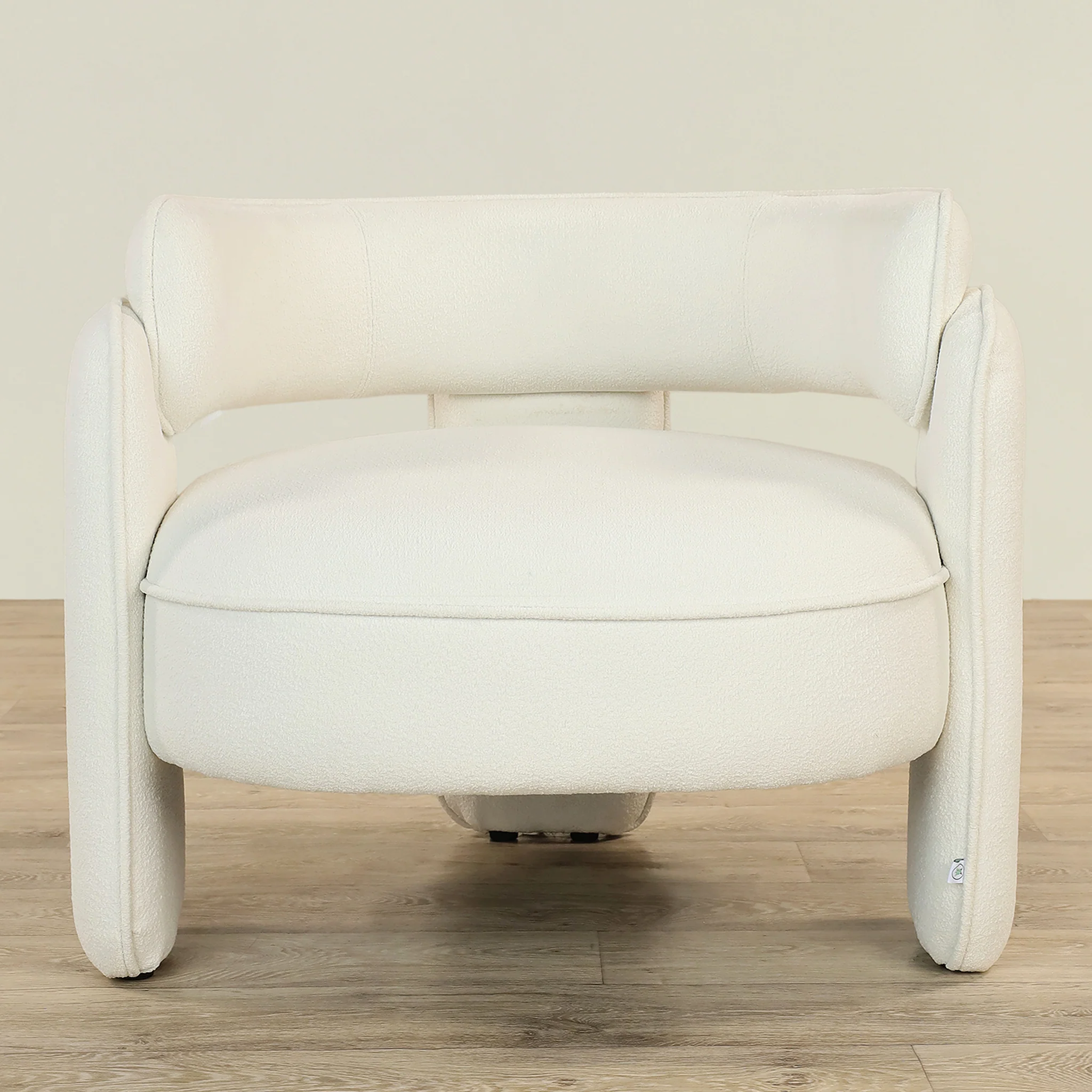 Bassett Armchair Lounge Chair - Image 37