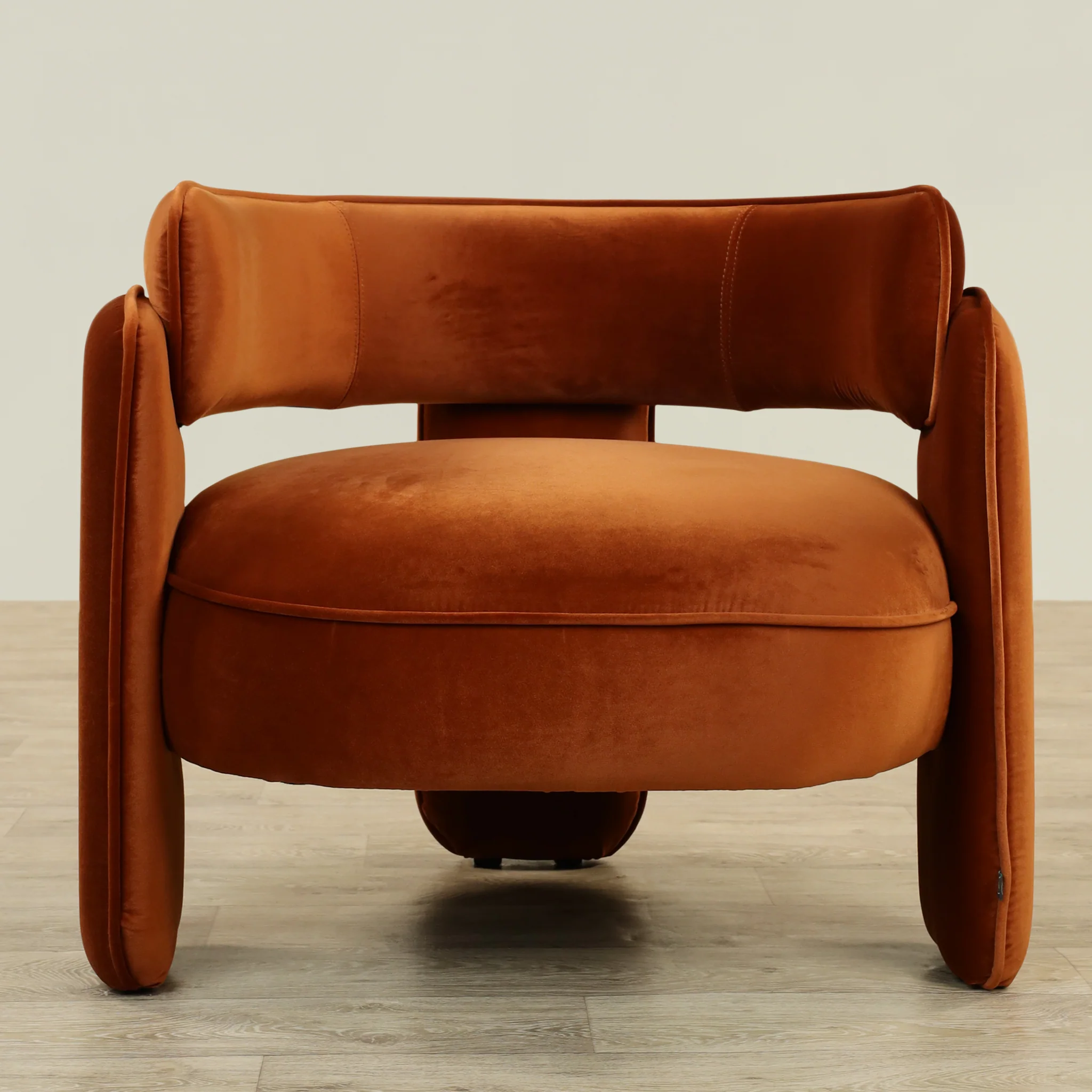 Bassett Armchair Lounge Chair - Image 42