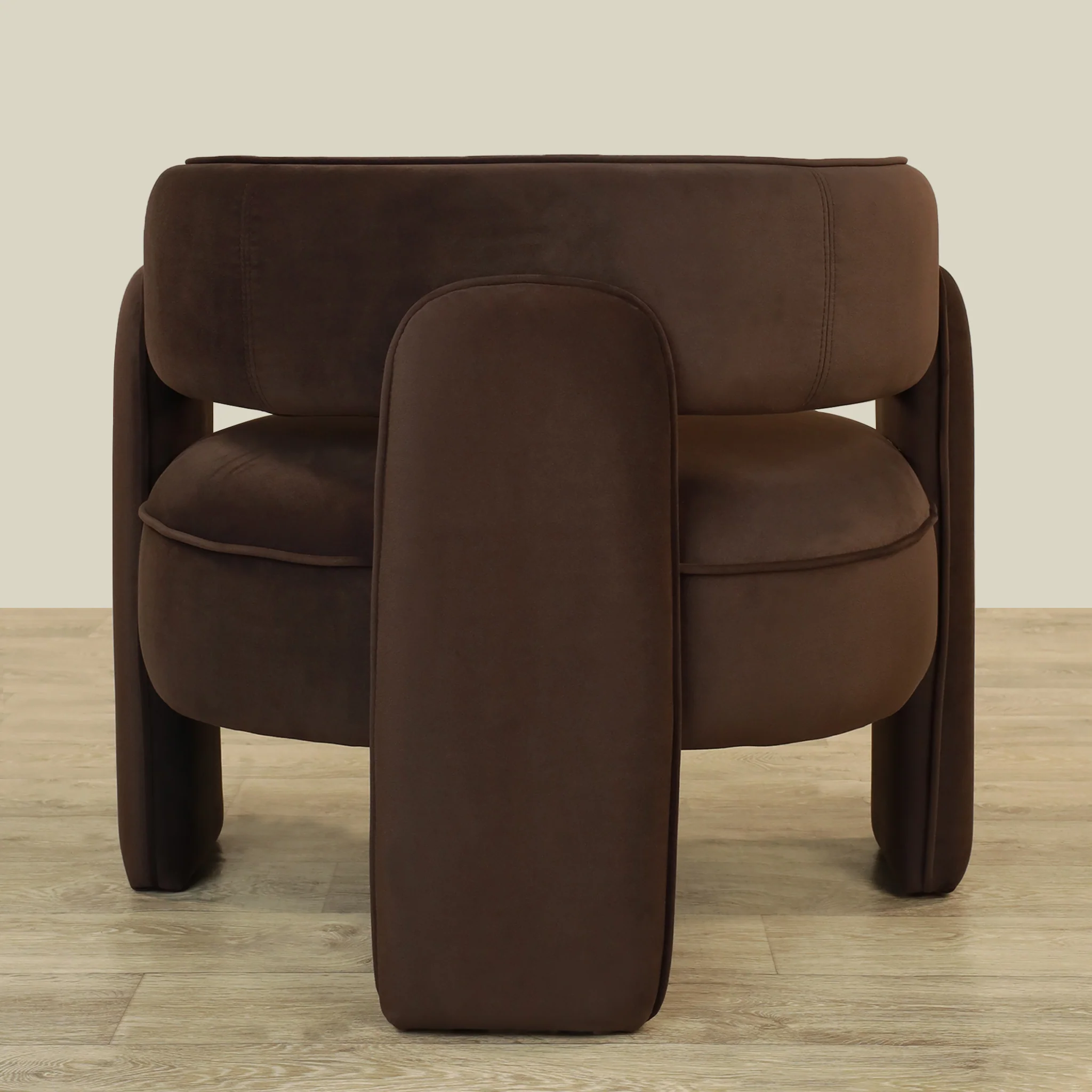 Bassett Armchair Lounge Chair - Image 45
