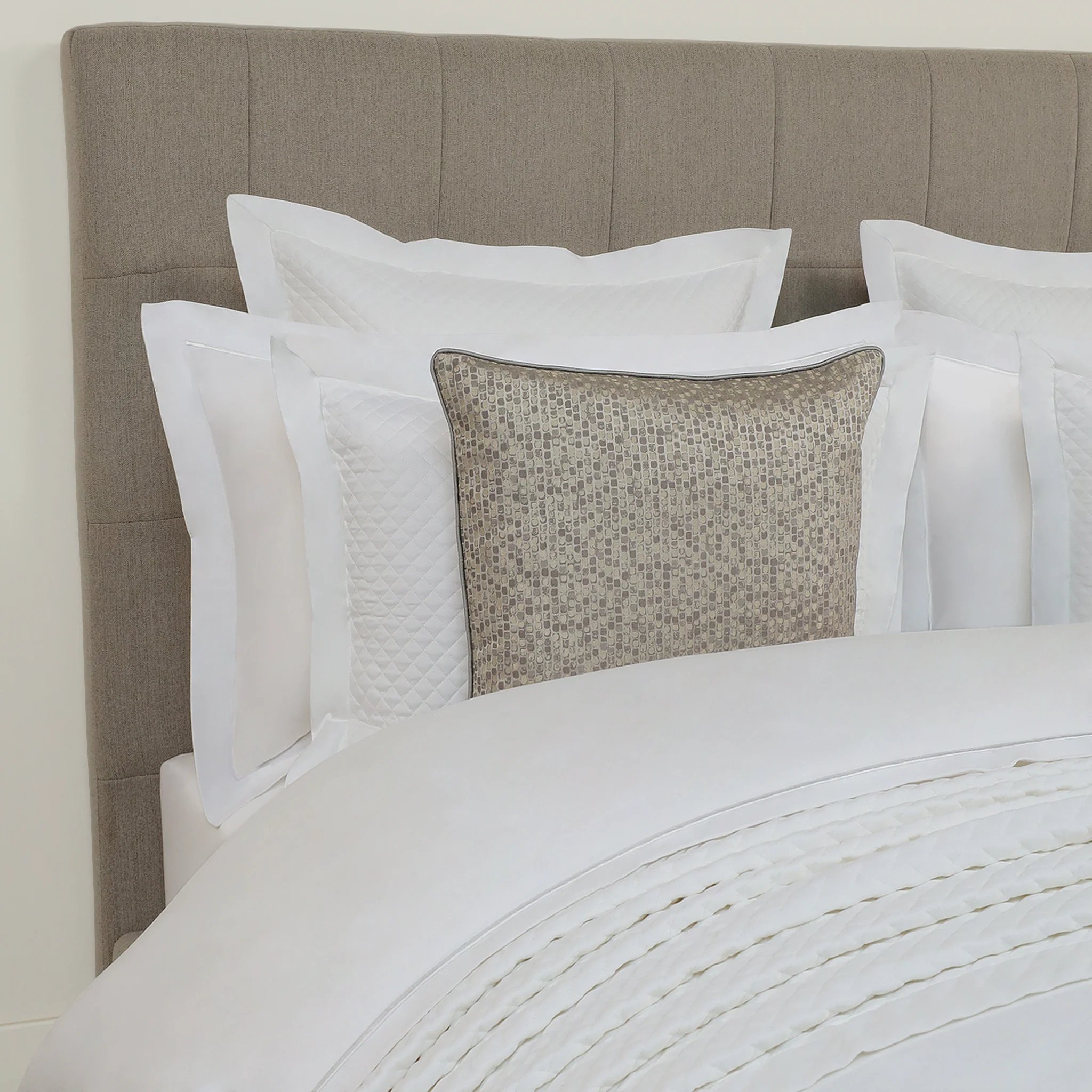 Bed Chester - Image 2