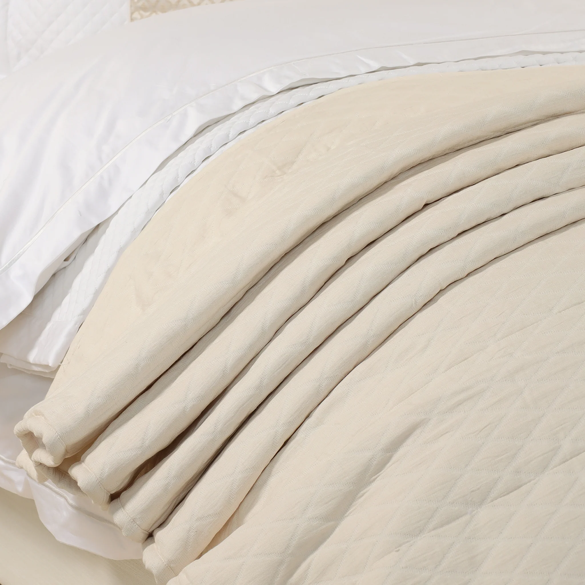 Bed Cover - Image 2