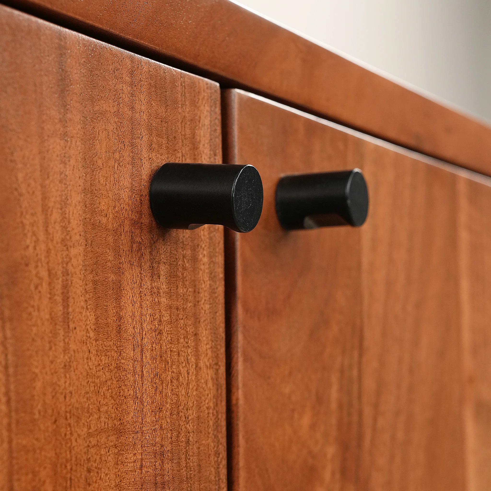 Berlin Sideboard / Cabinet - Image 3