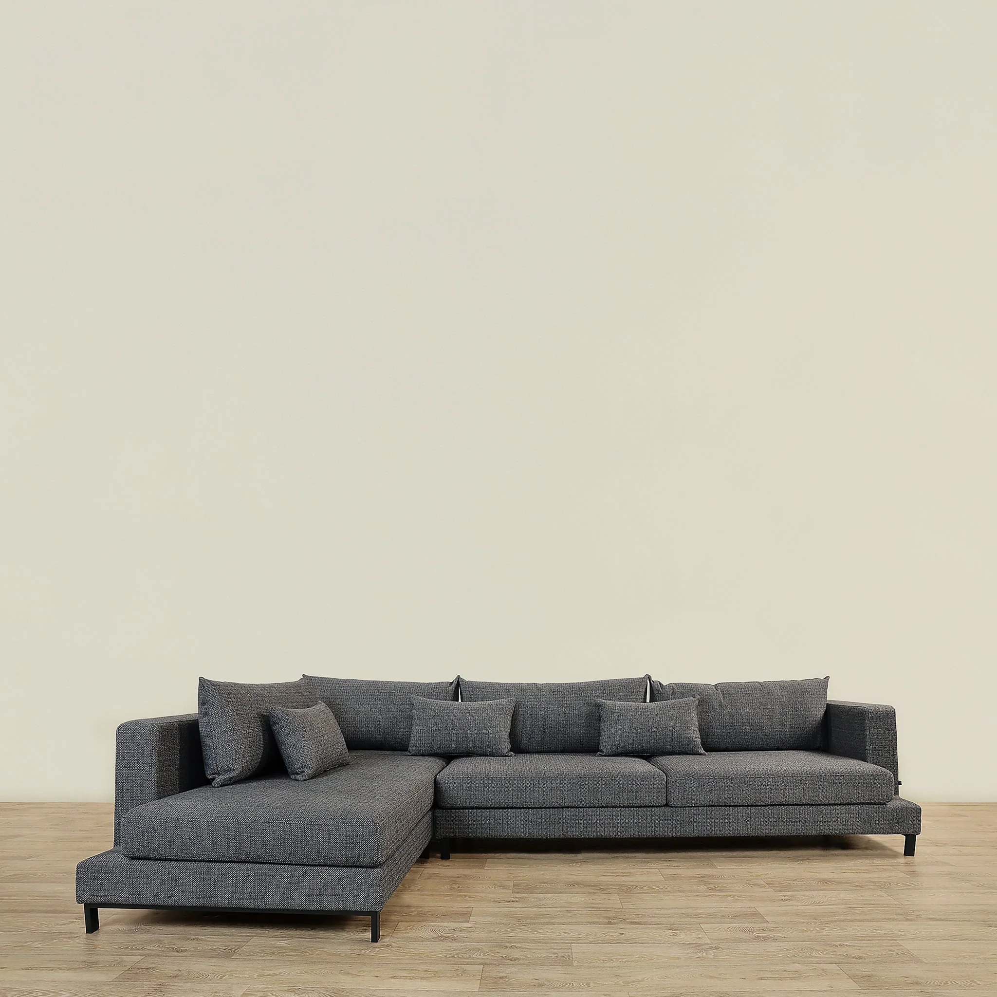 Bilbao Sofa - Image 23