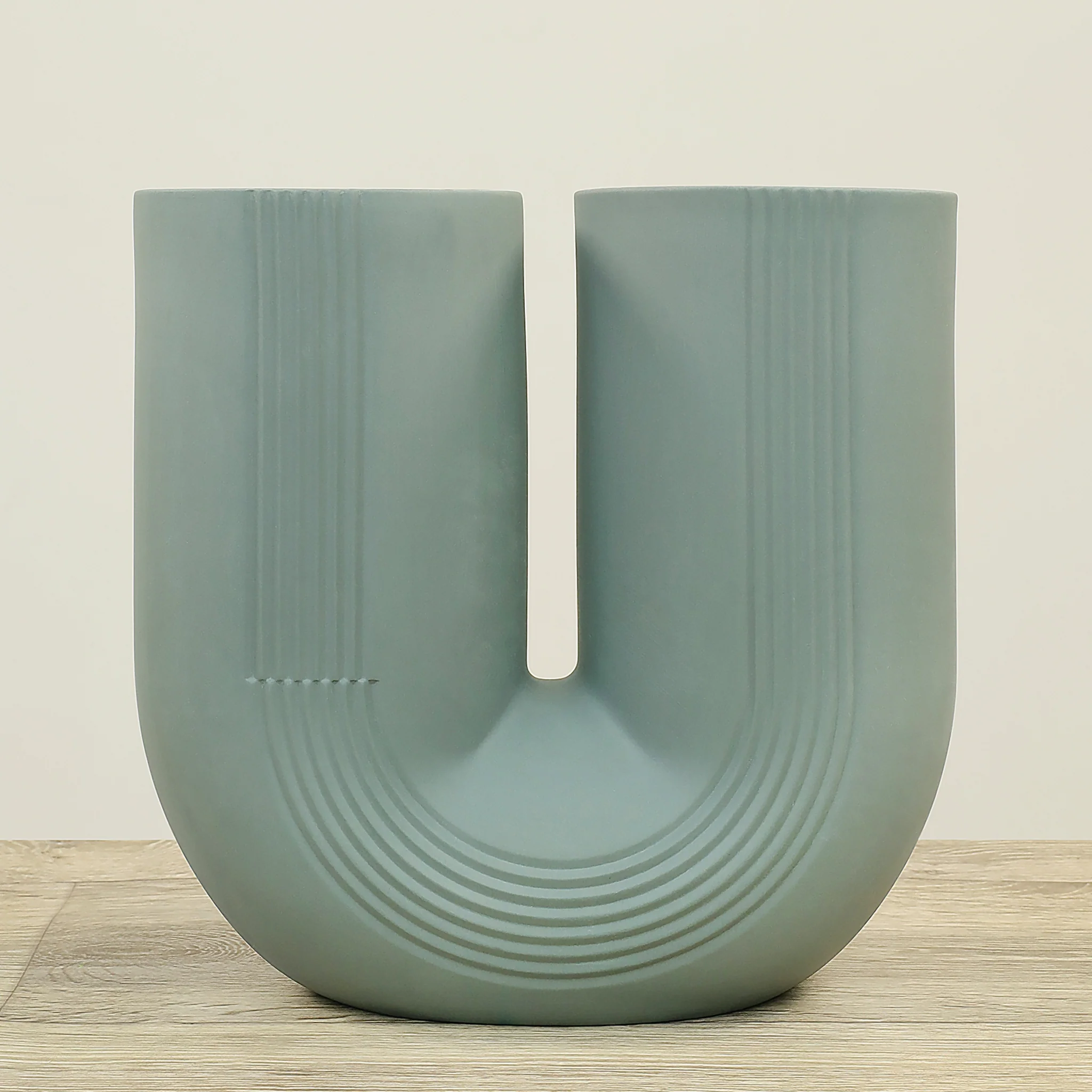 Ceramic Vase - Image 3