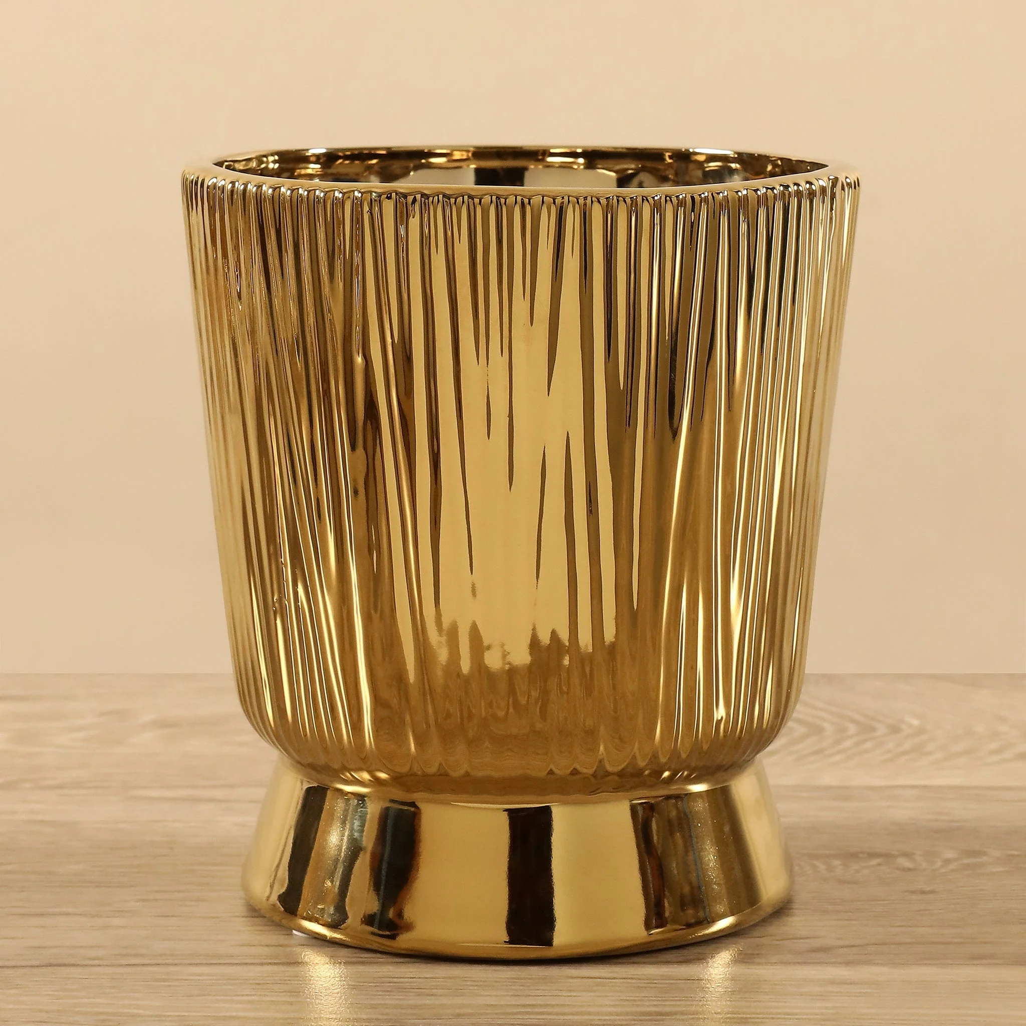 Ceramic Vase - Image 4