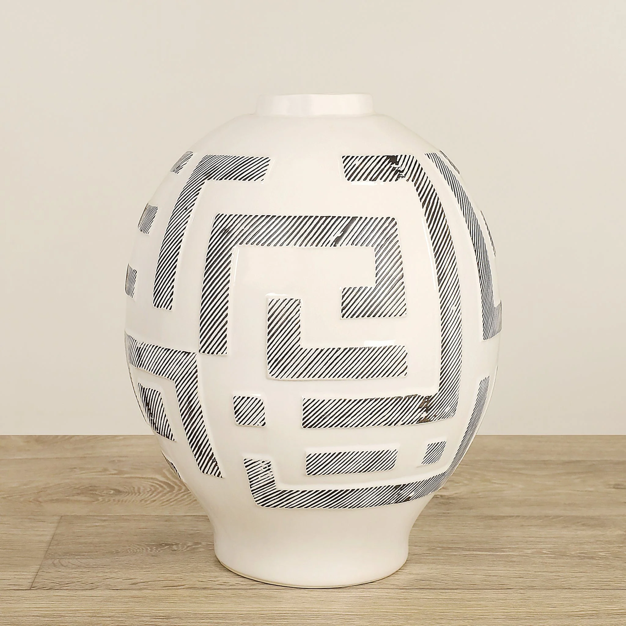 Ceramic Vase - Image 3