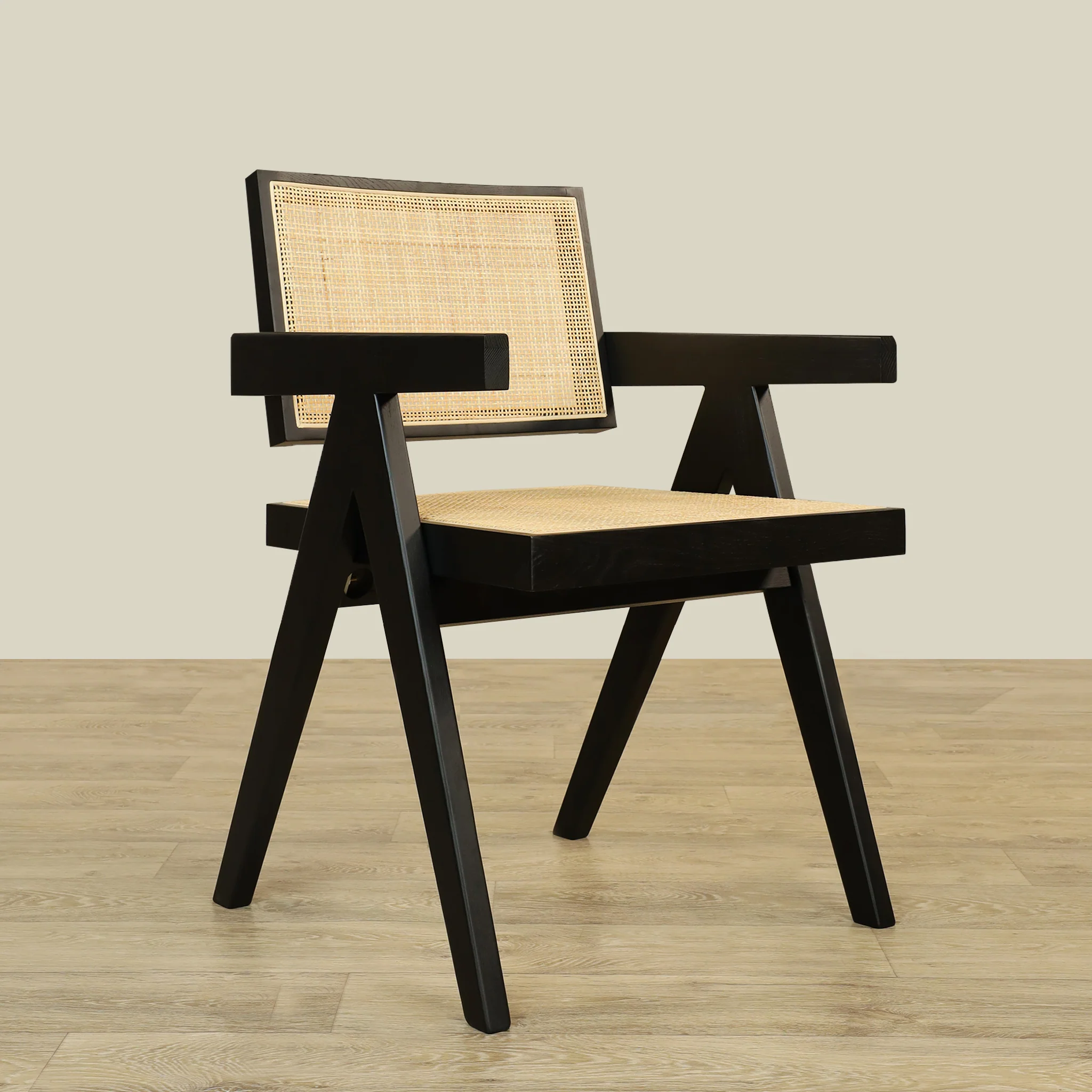 Dag Dining Chair