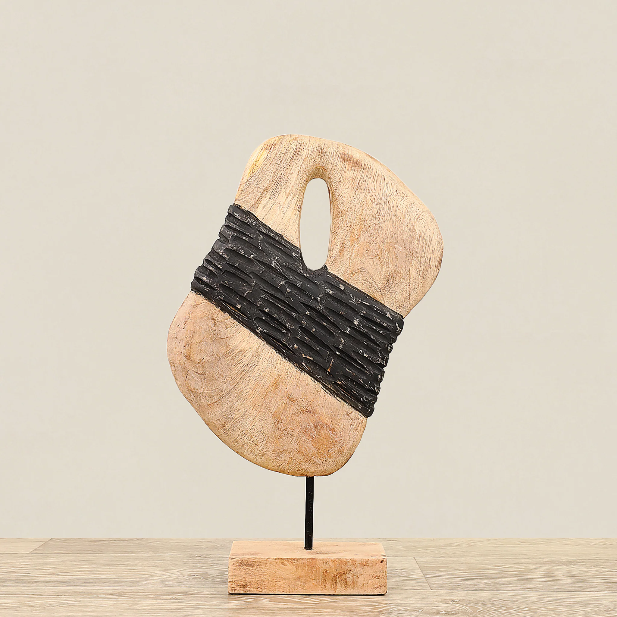 Derela - Image 3