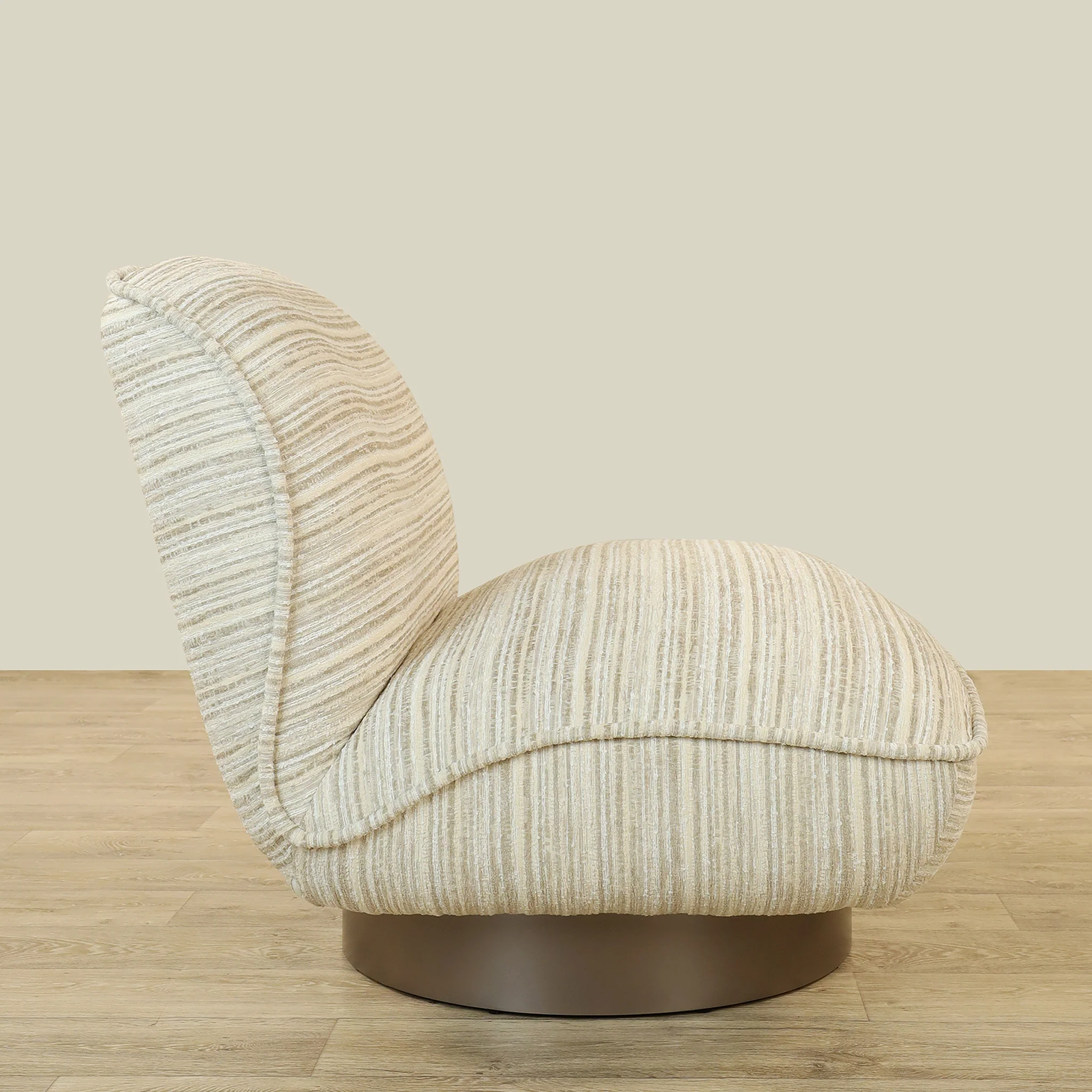 Echo Lounge Chair - Image 11