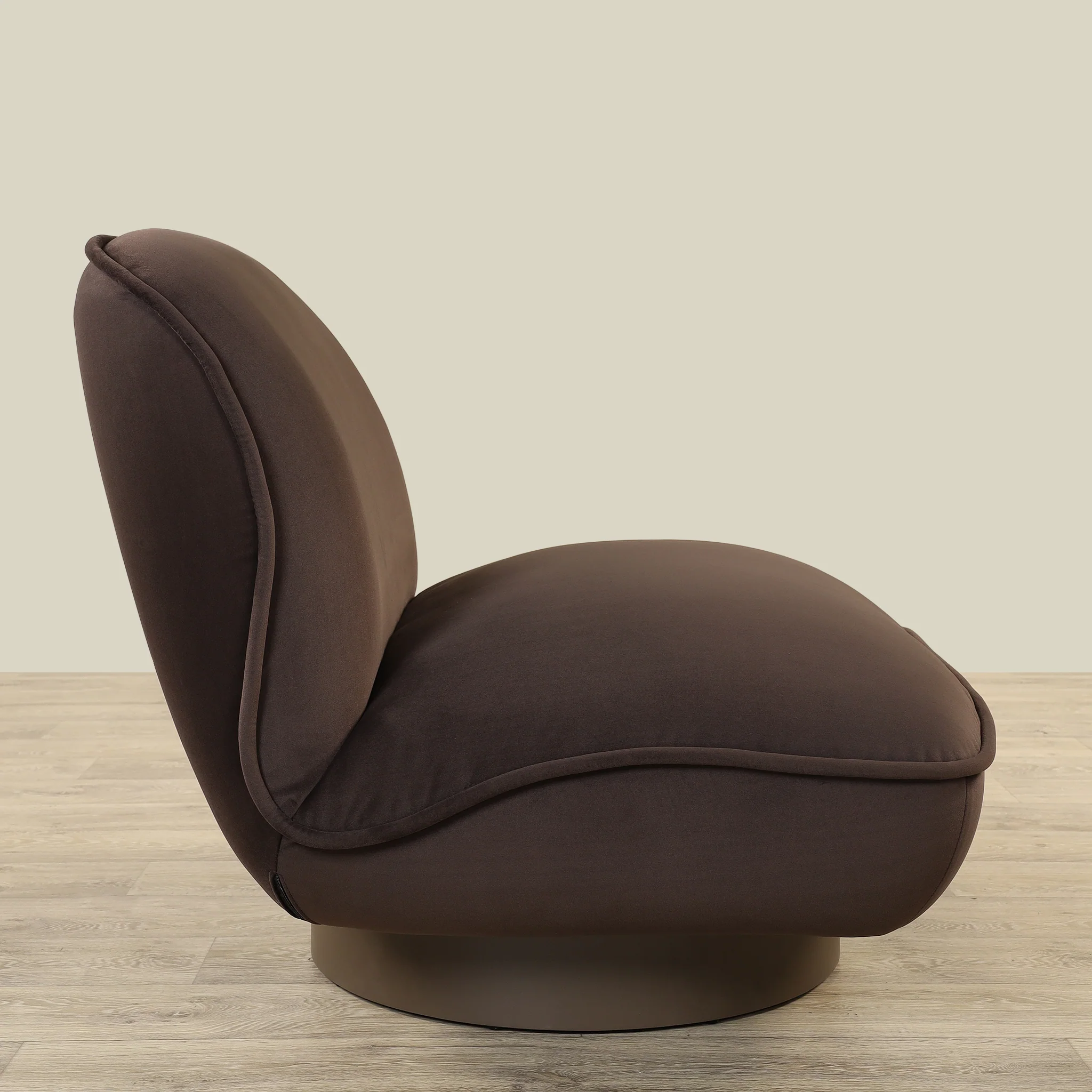 Echo Lounge Chair - Image 20