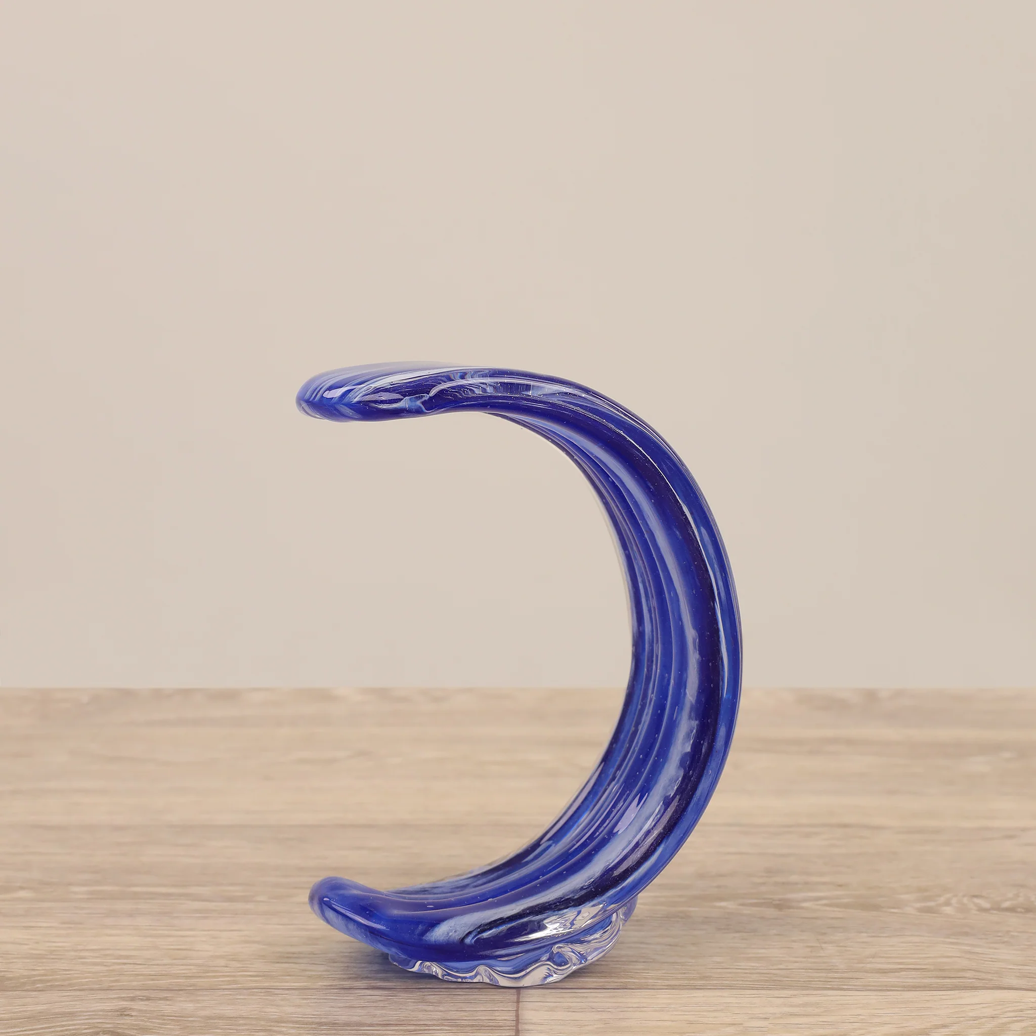 Tenu - Image 3