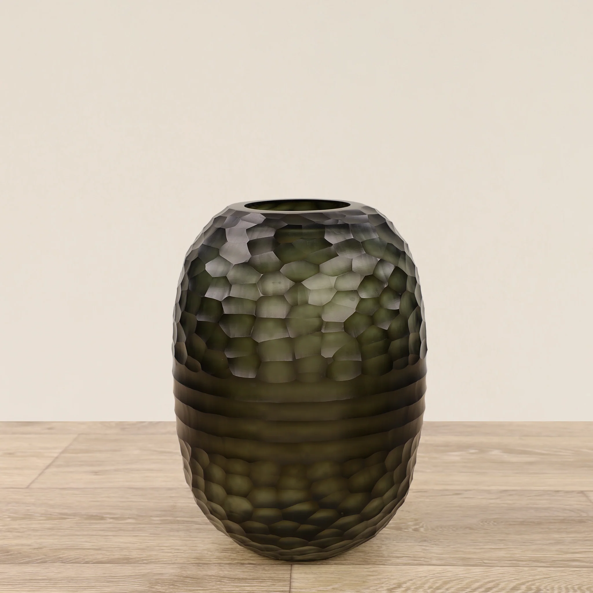 Aron - Image 11