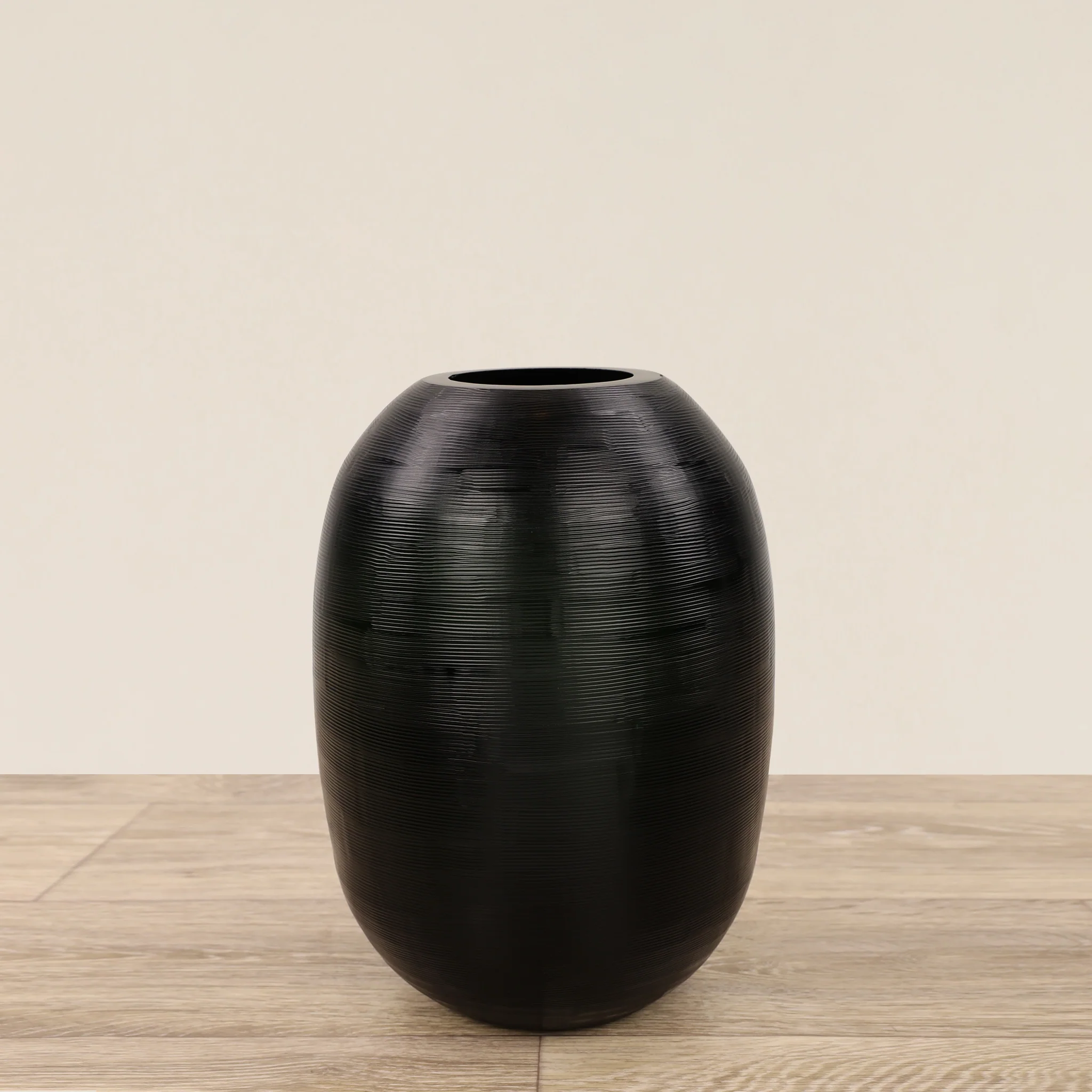Aron - Image 13