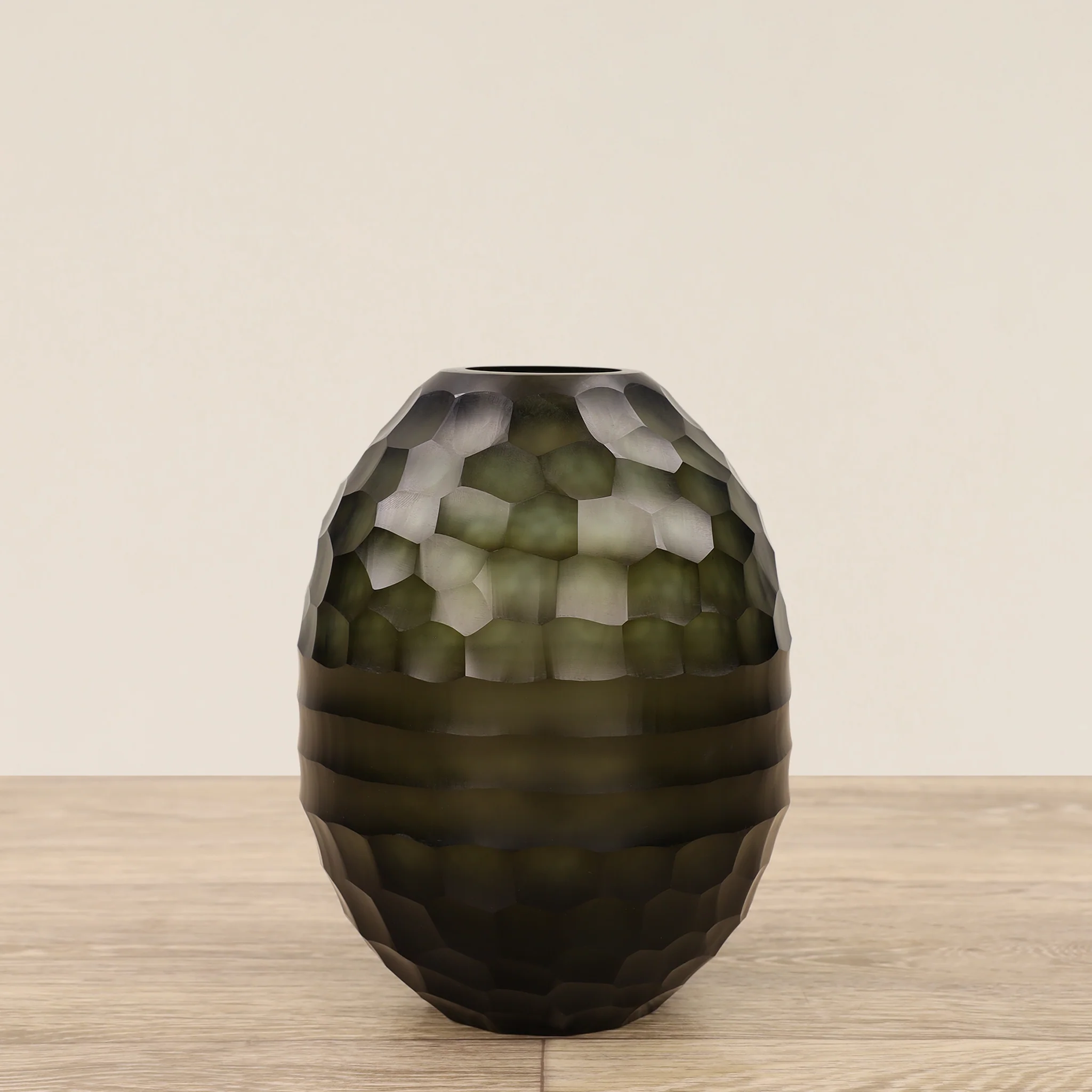 Aron - Image 6