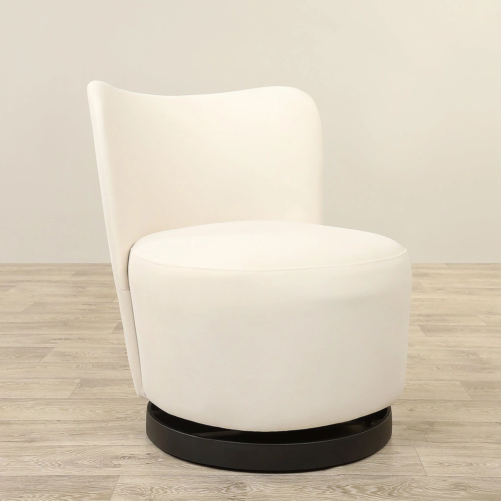 Gore Swivel Armchair Lounge Chair