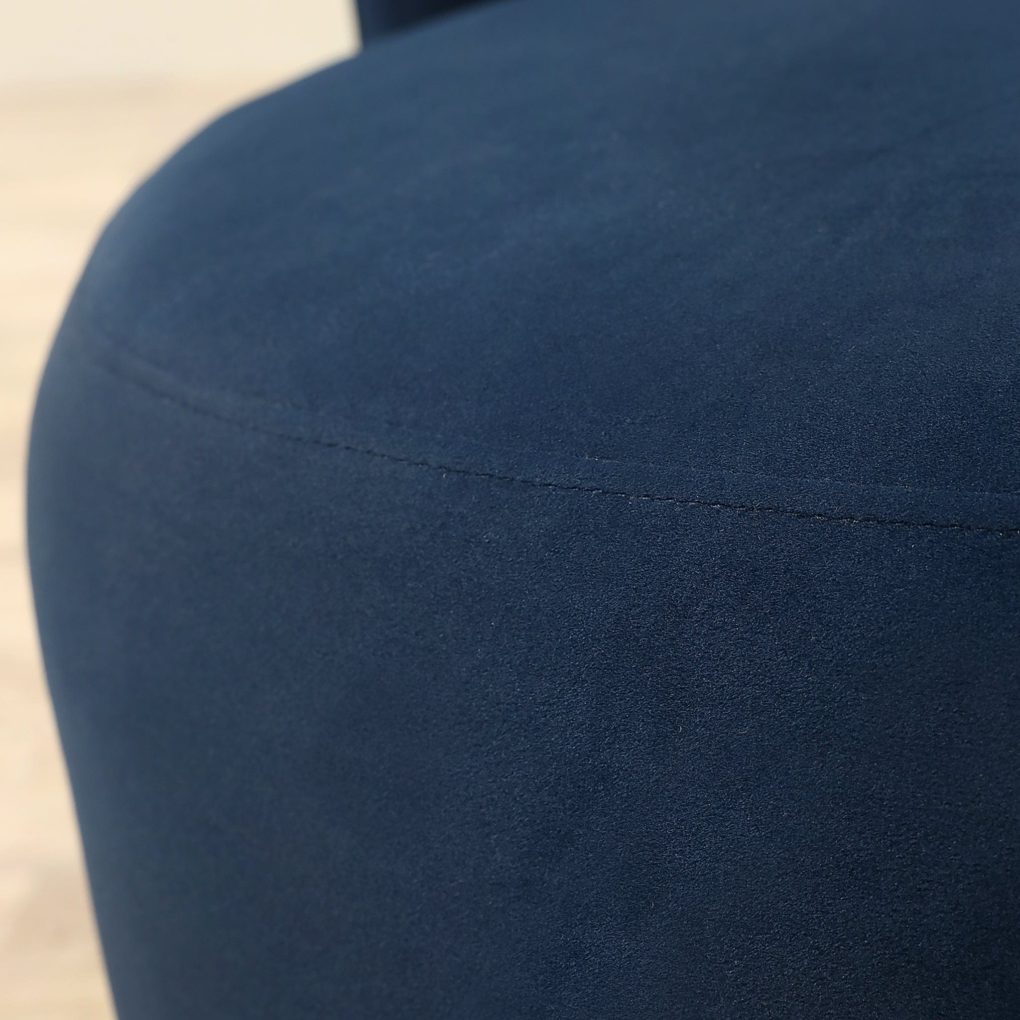 Gore Swivel Armchair Lounge Chair - Image 17