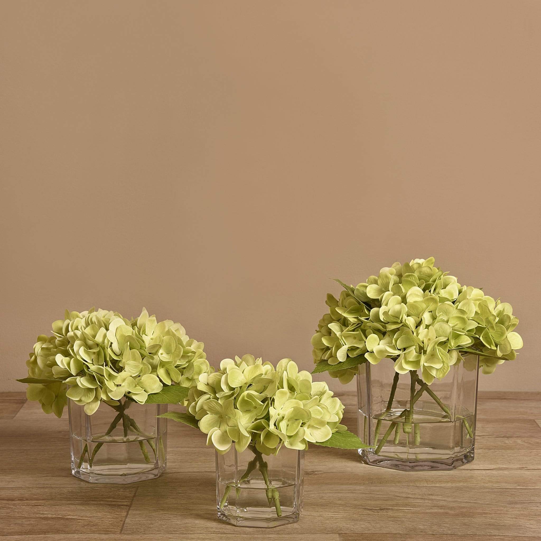 Hydrangea Arrangement in Glass Vase - Image 10