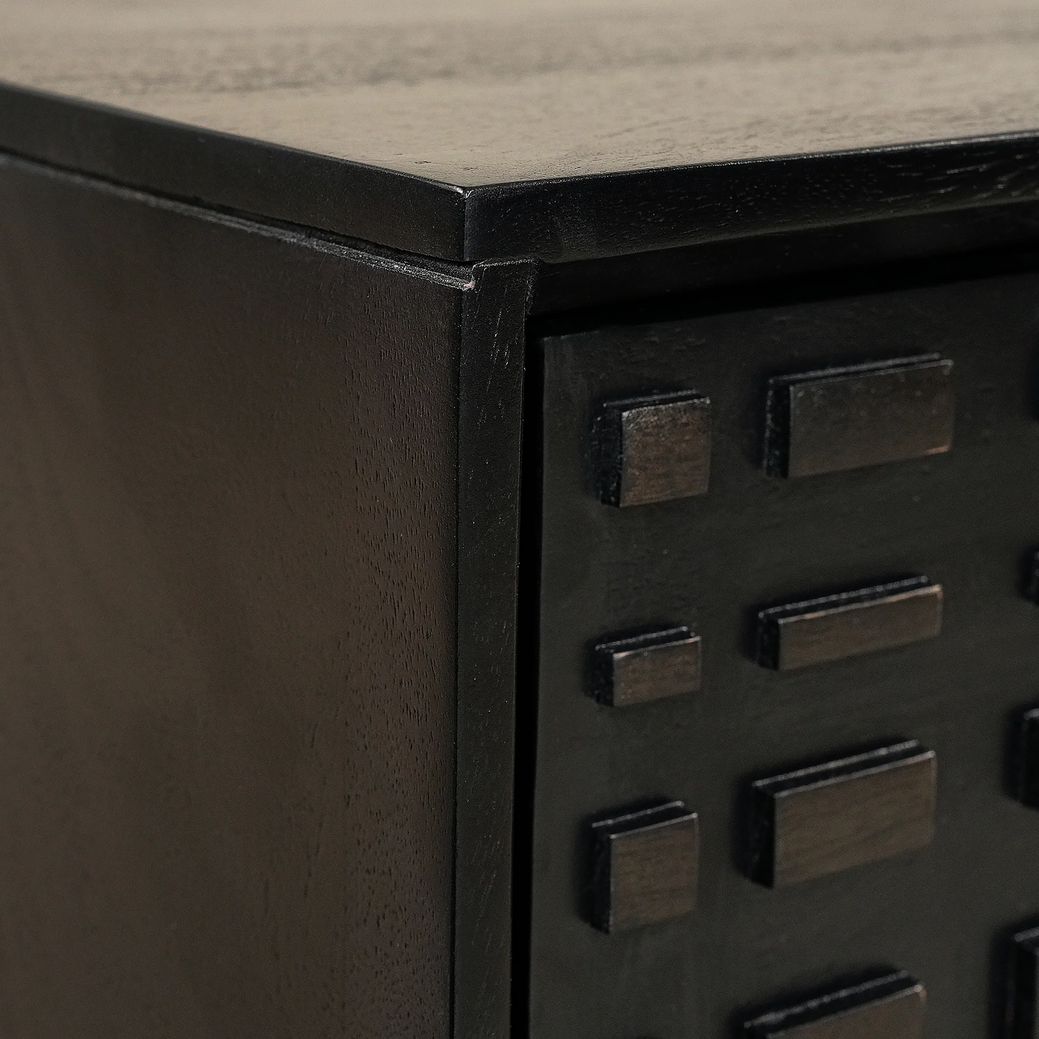 Ingot Bedside - Image 6