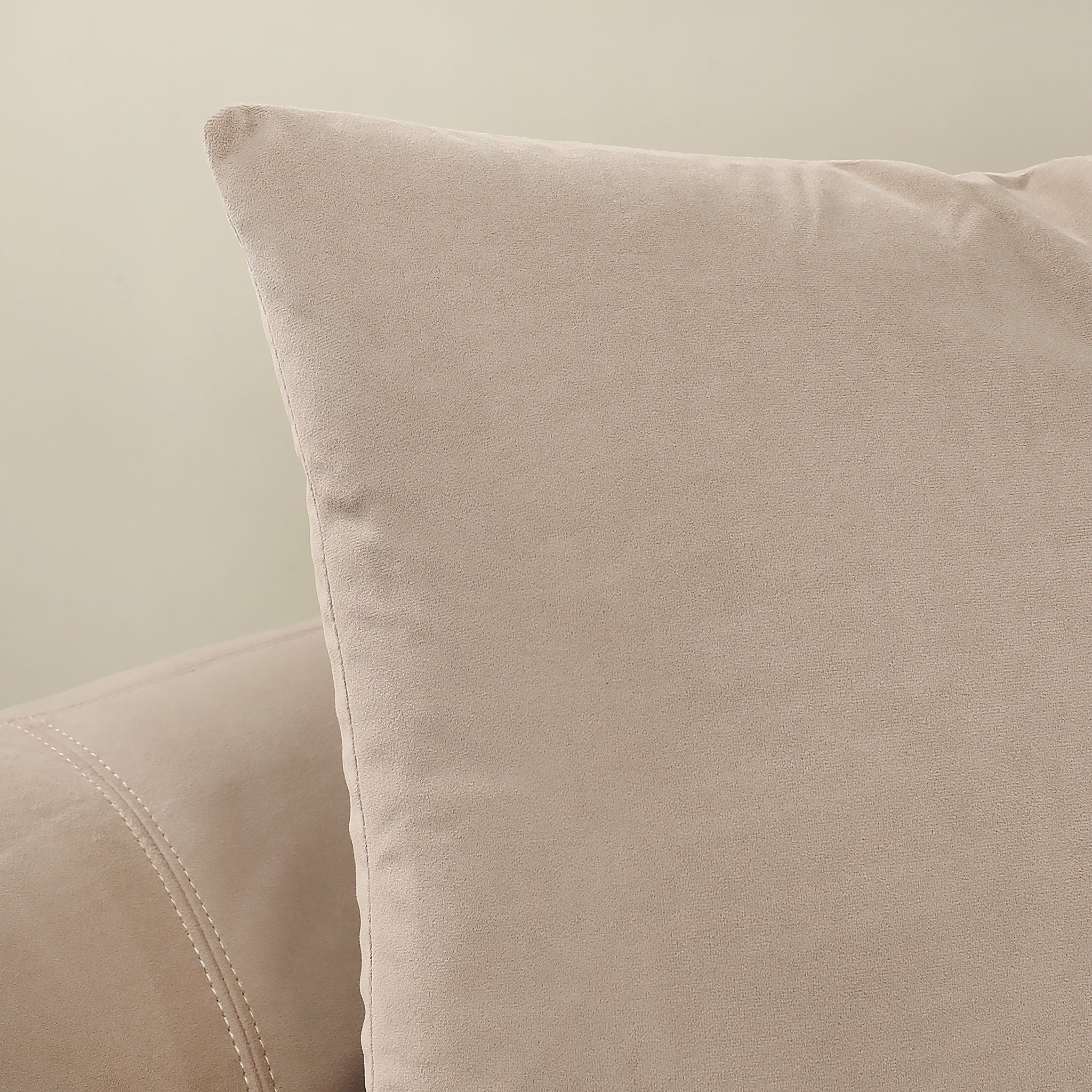 Mauri - Velvet Sofa - Image 6