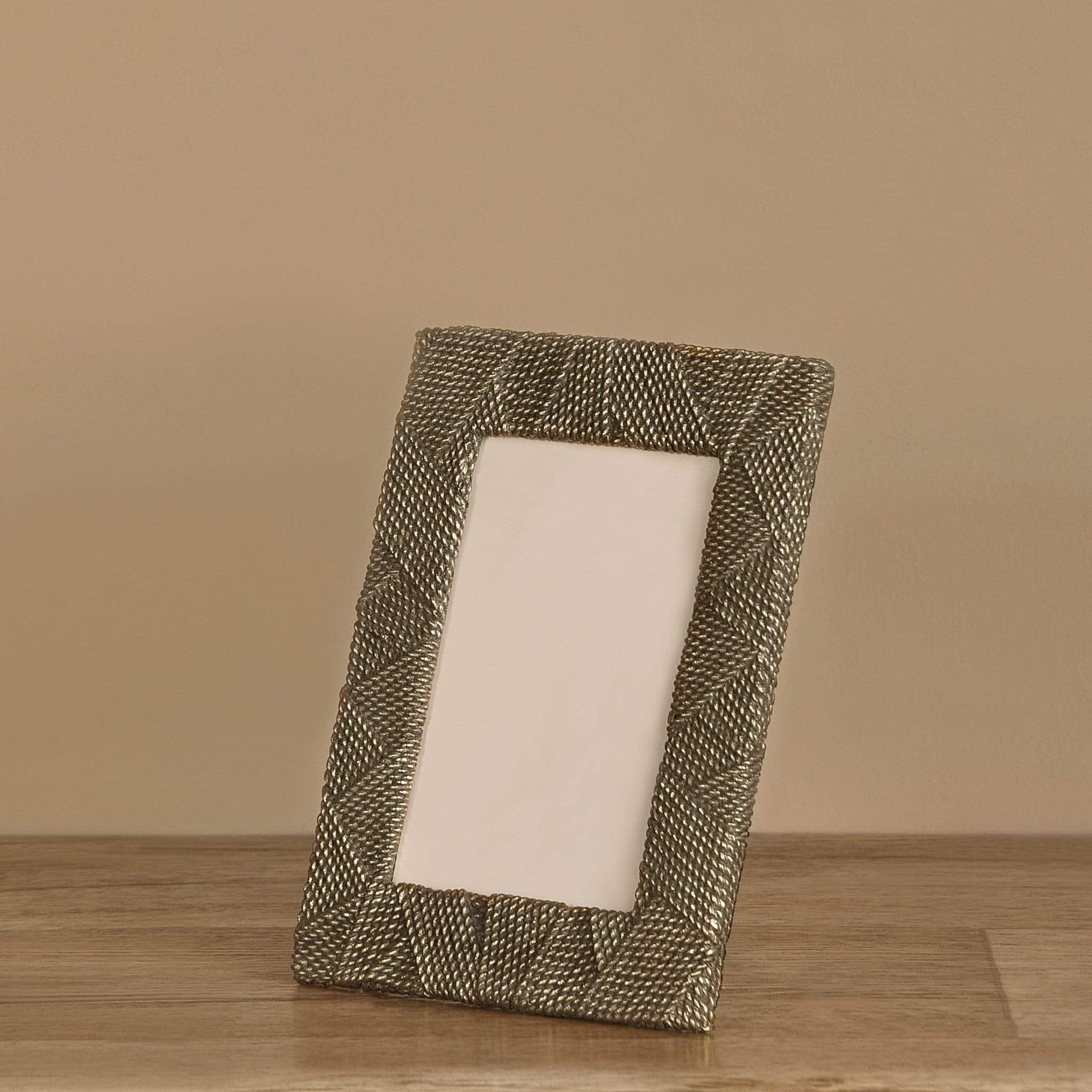 Minlo - Image 2