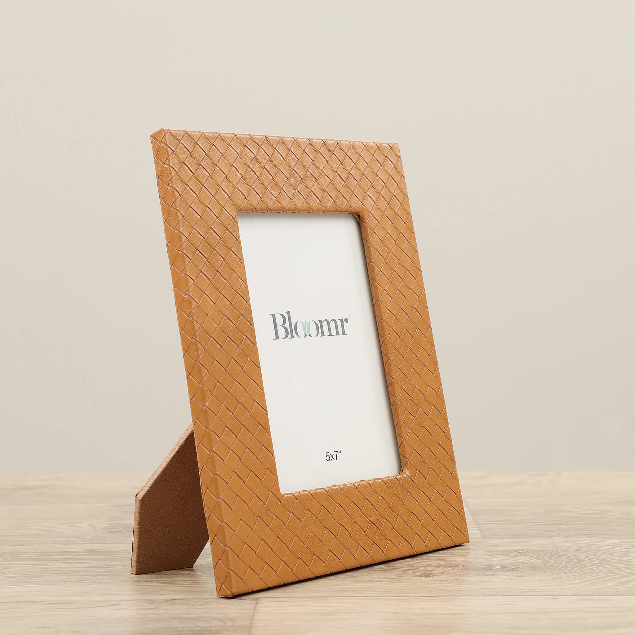 Loti - Image 3