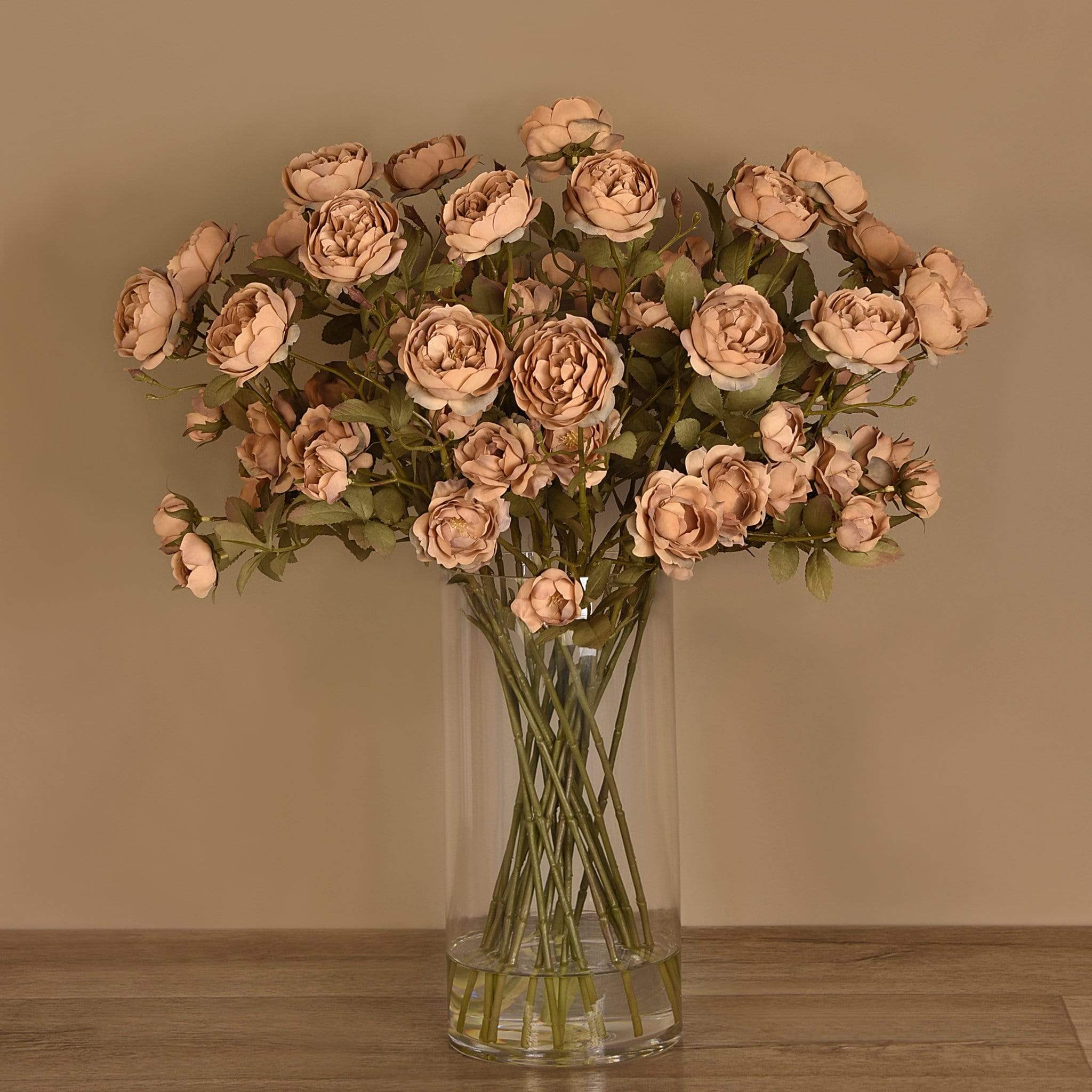Rose Arrangement in Glass Vase - Image 4