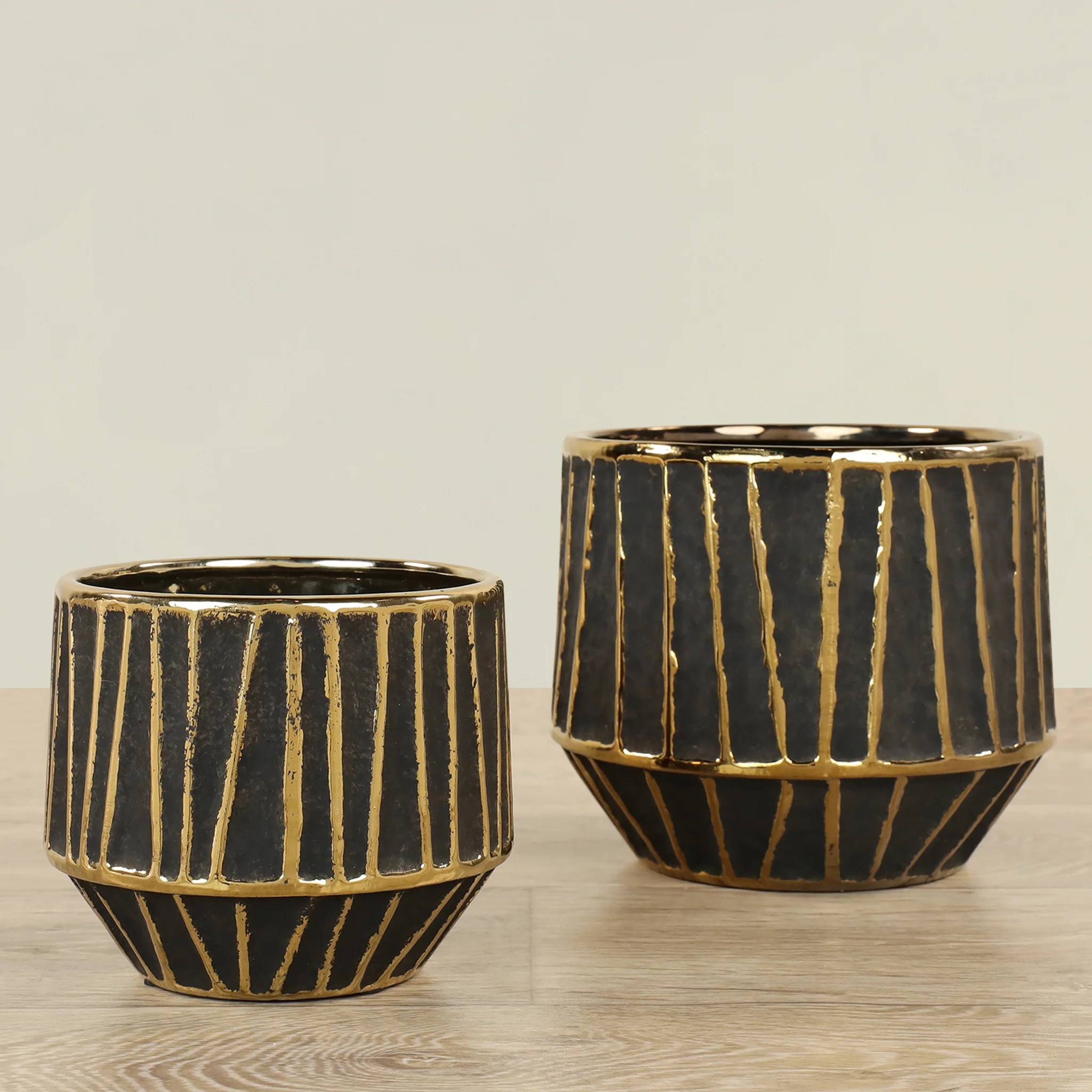 Round Ceramic Pot