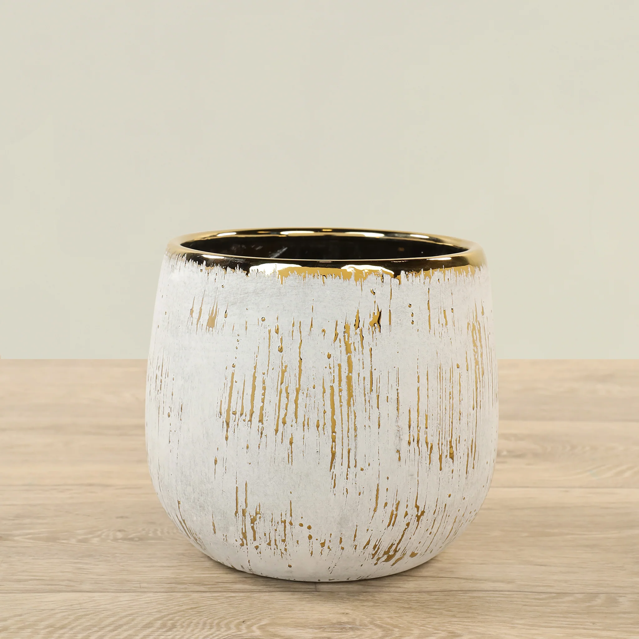 Round Ceramic Pot
