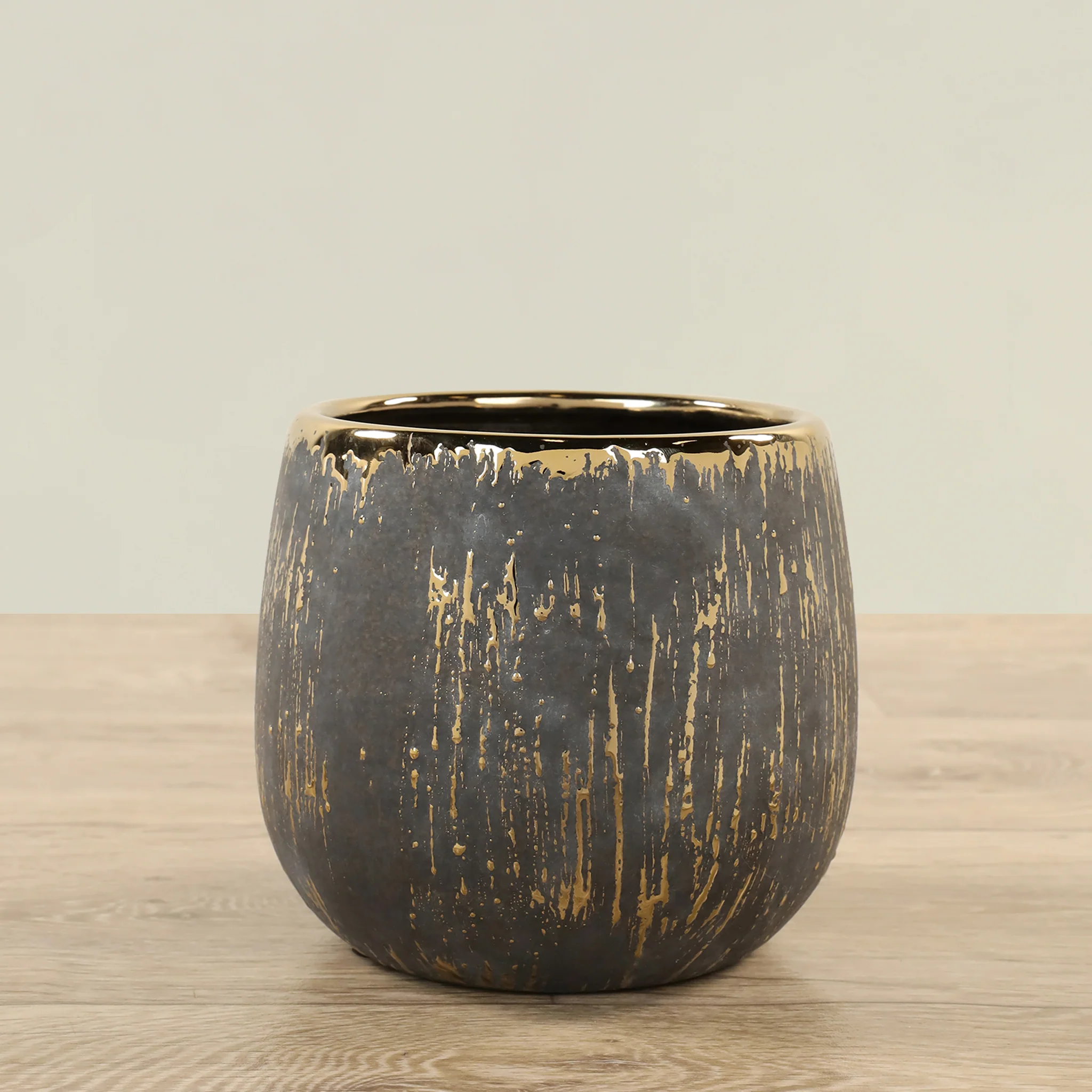 Round Ceramic Pot - Image 3