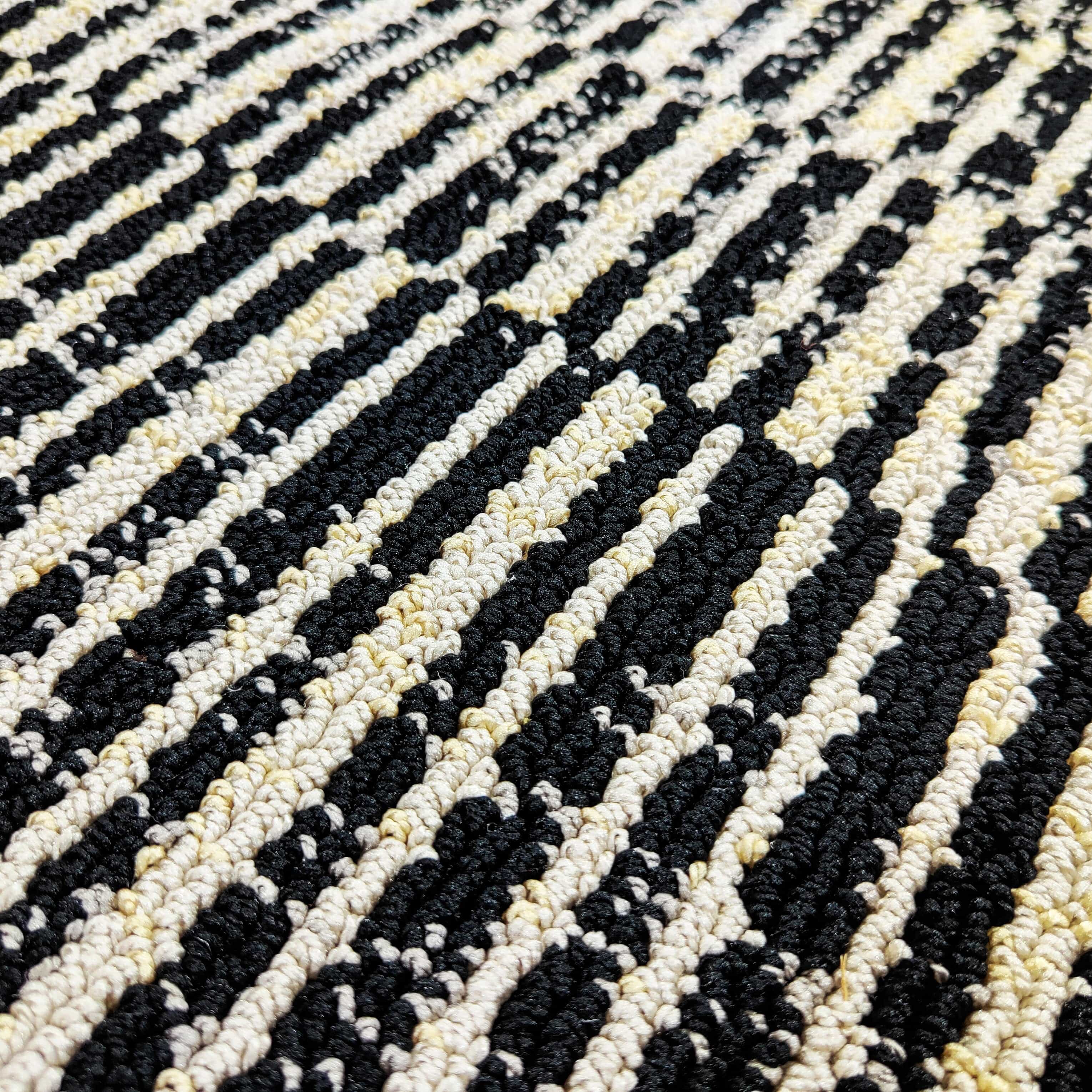 Rug - Image 4