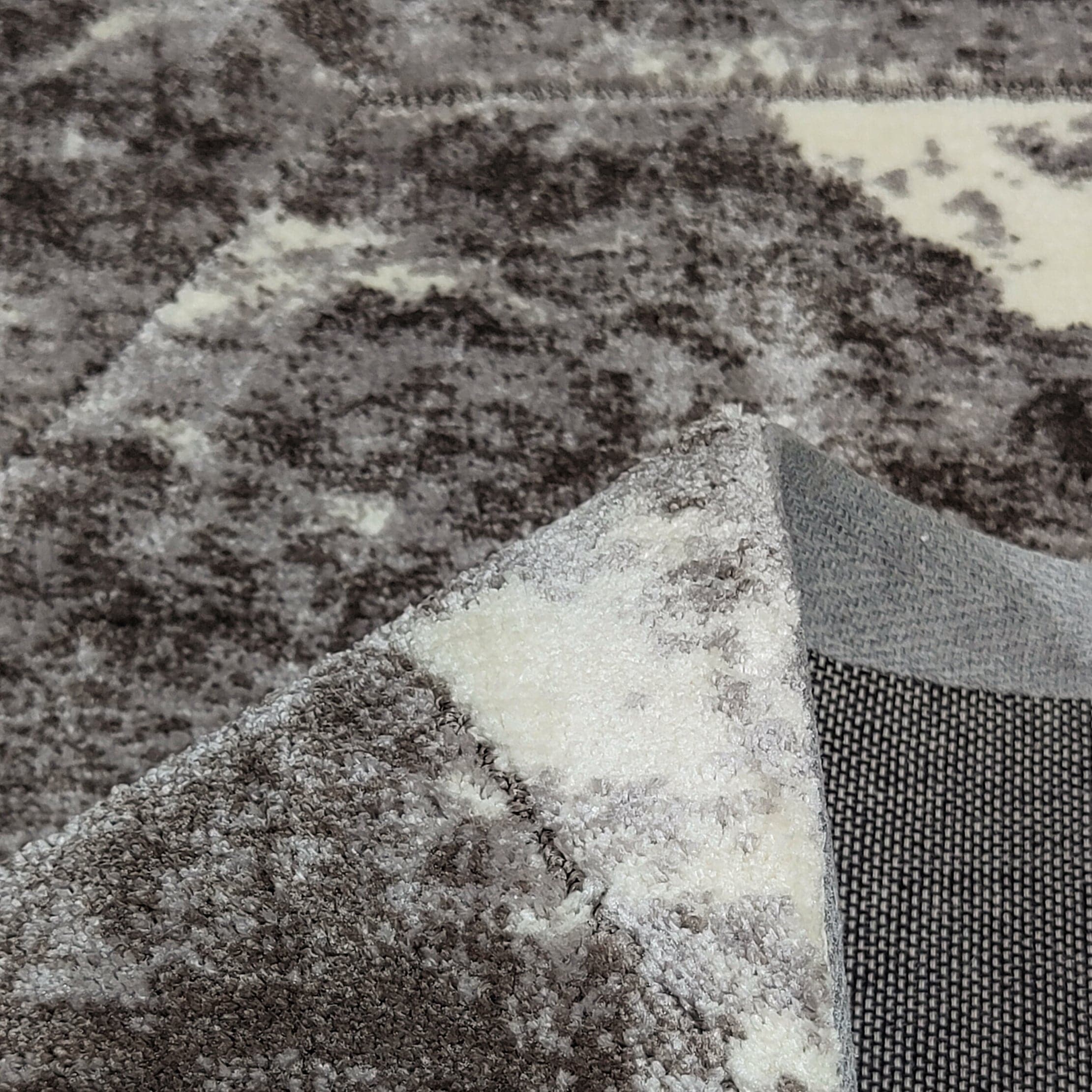 Rug - Image 3