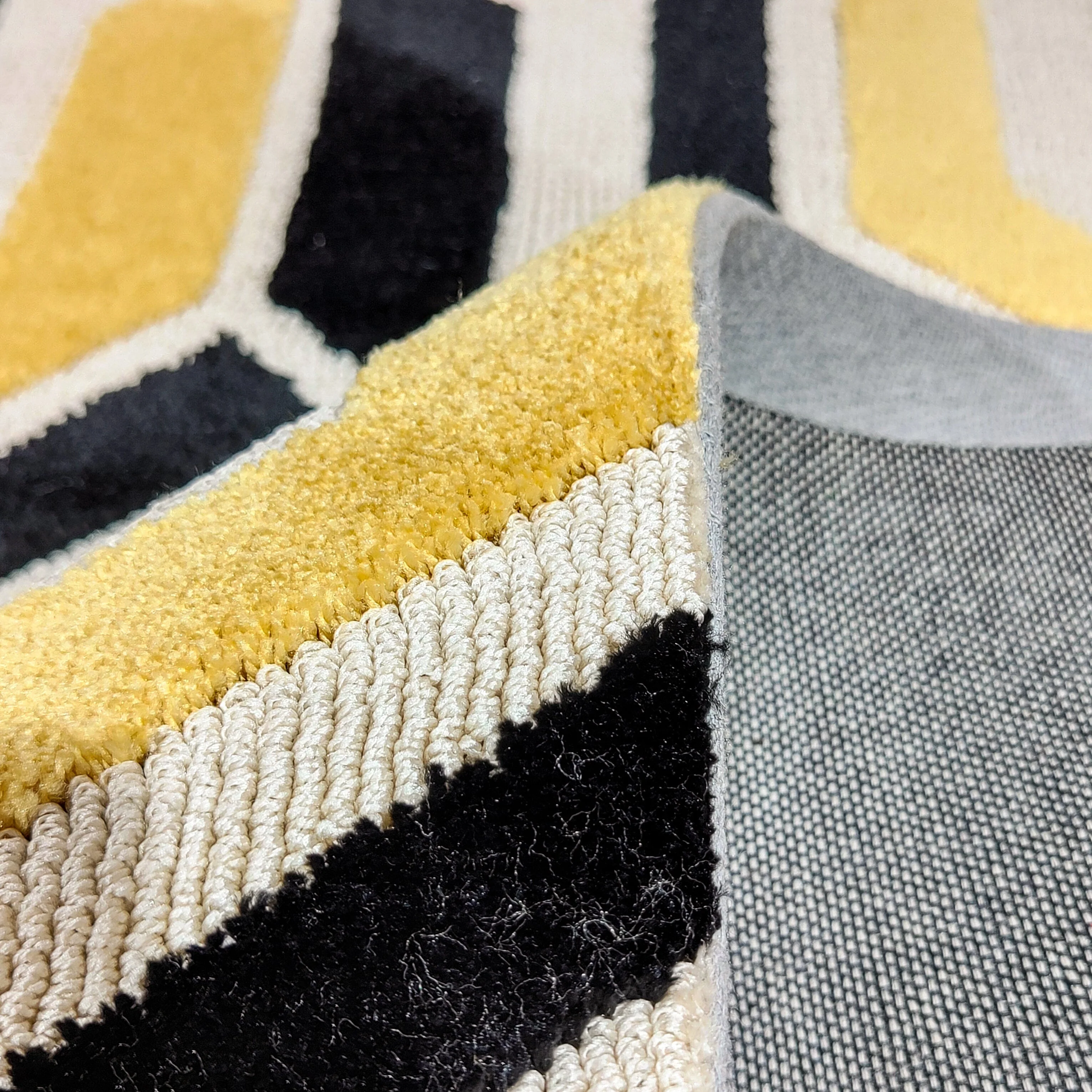 Rug - Image 3