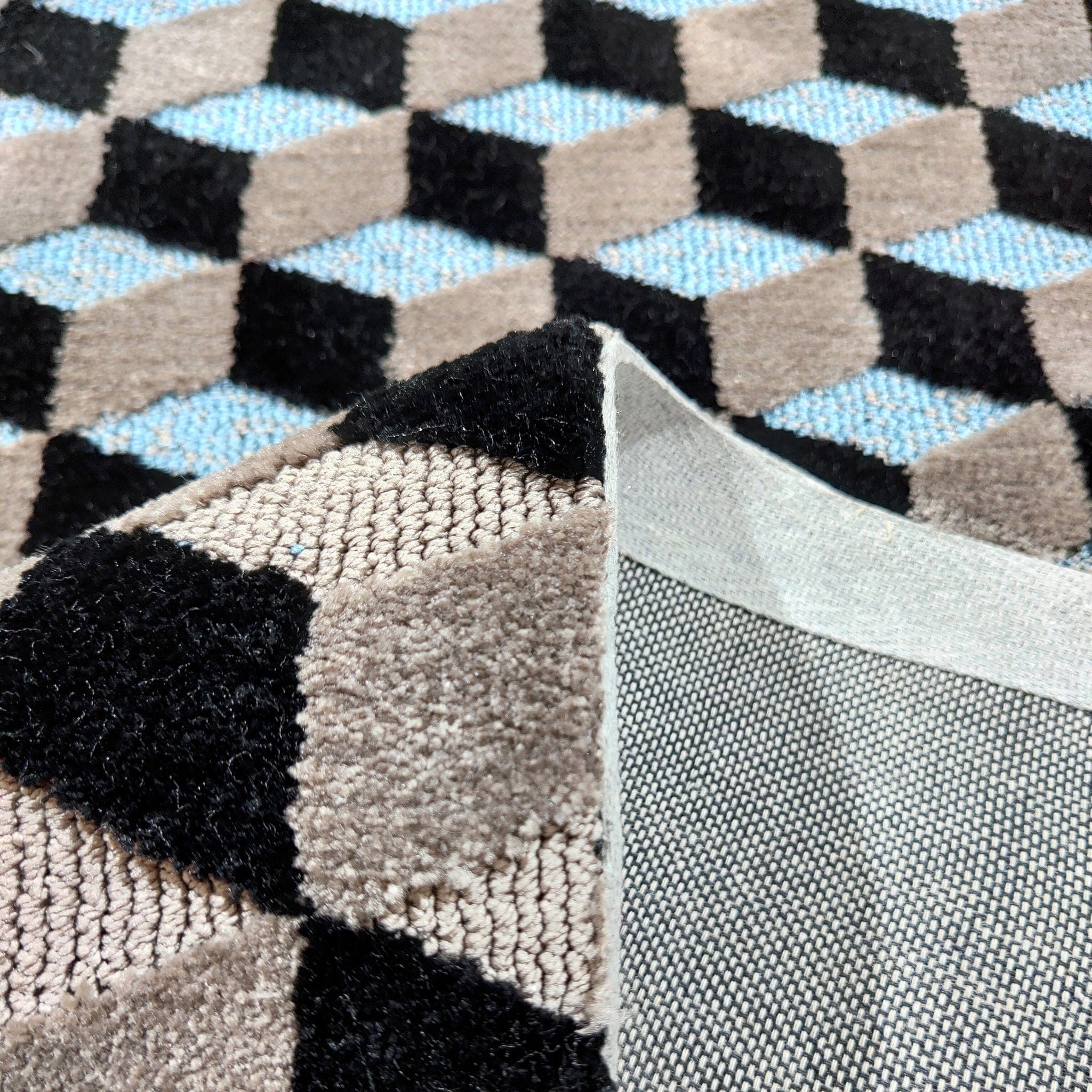 Rug - Image 2