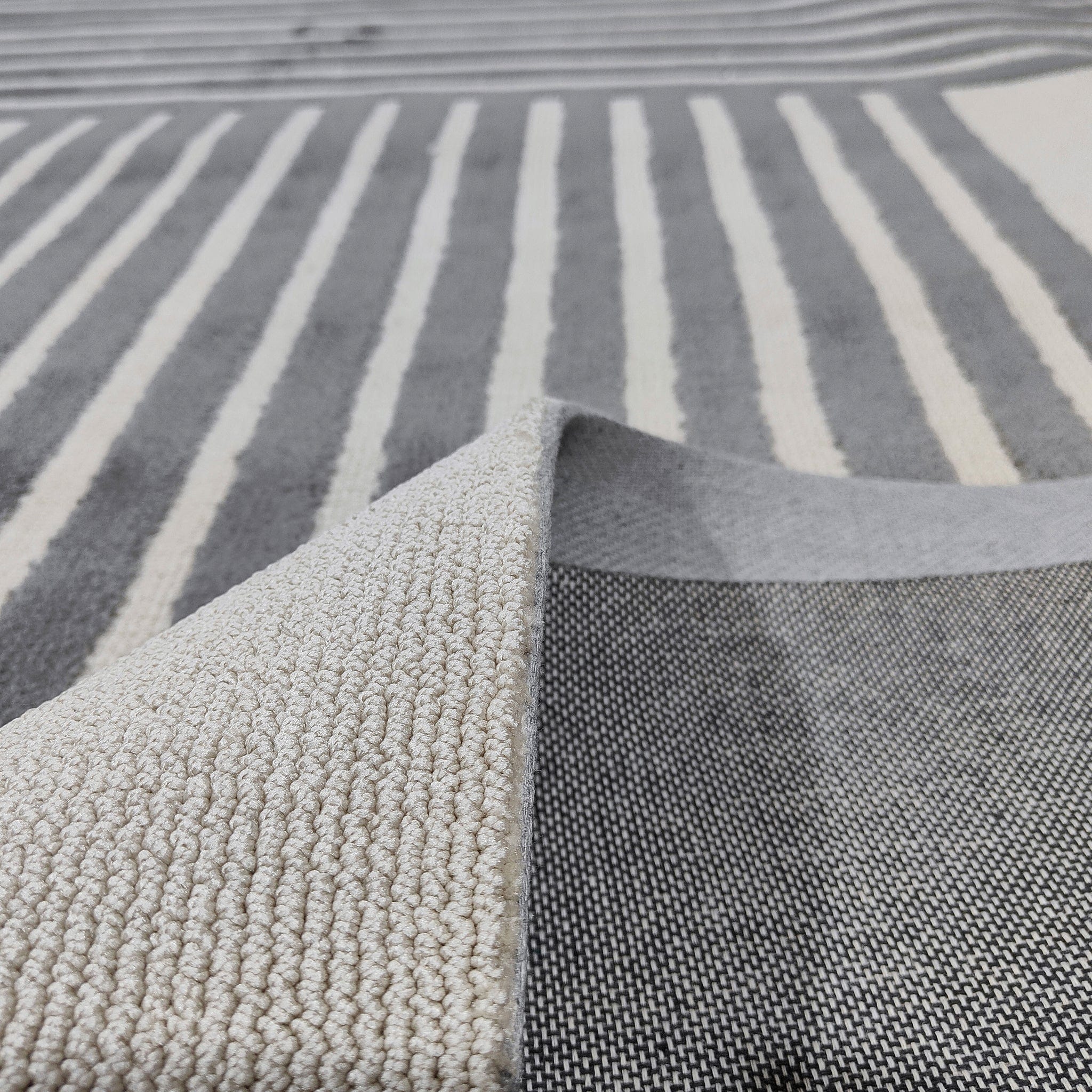Rug - Image 3