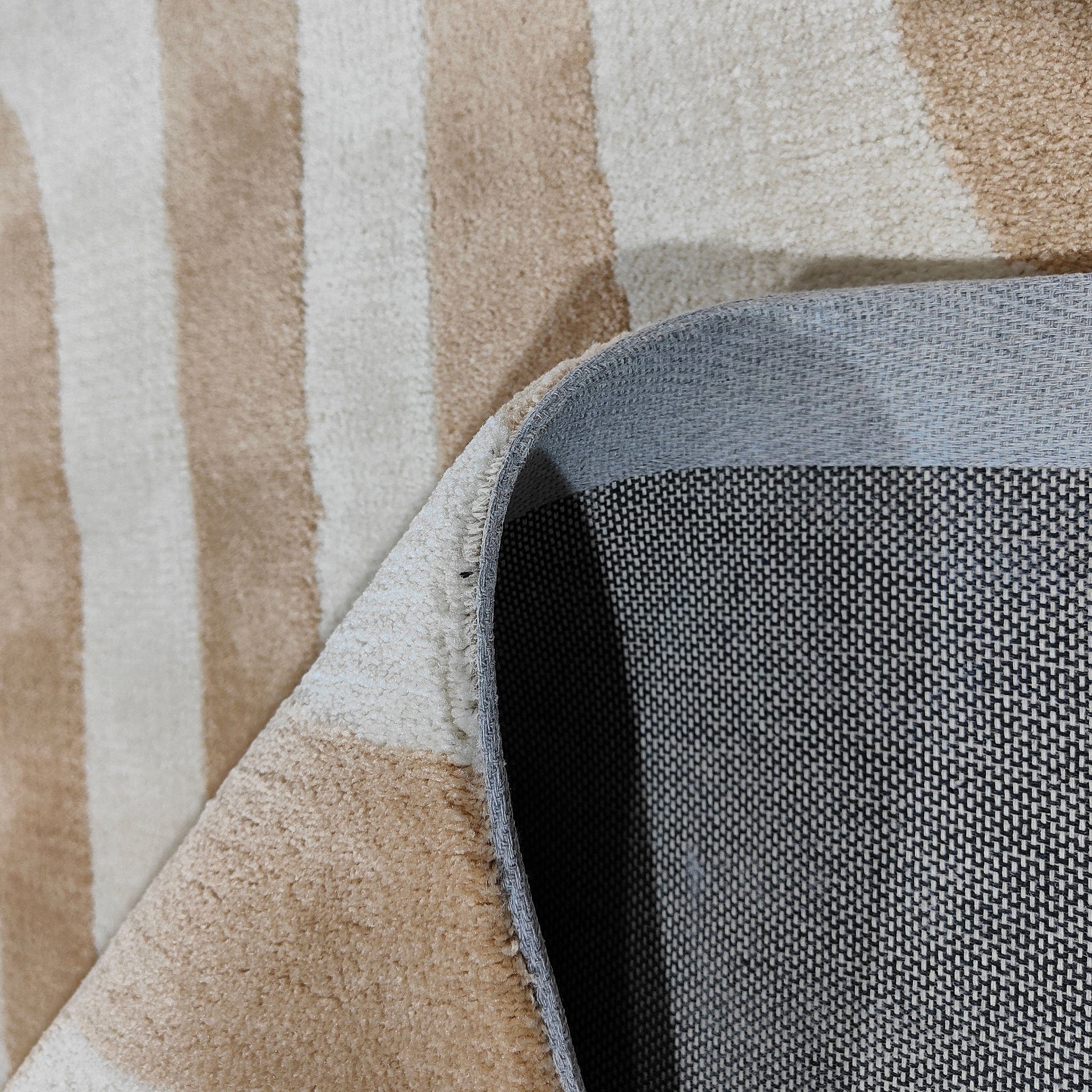 Rug - Image 3