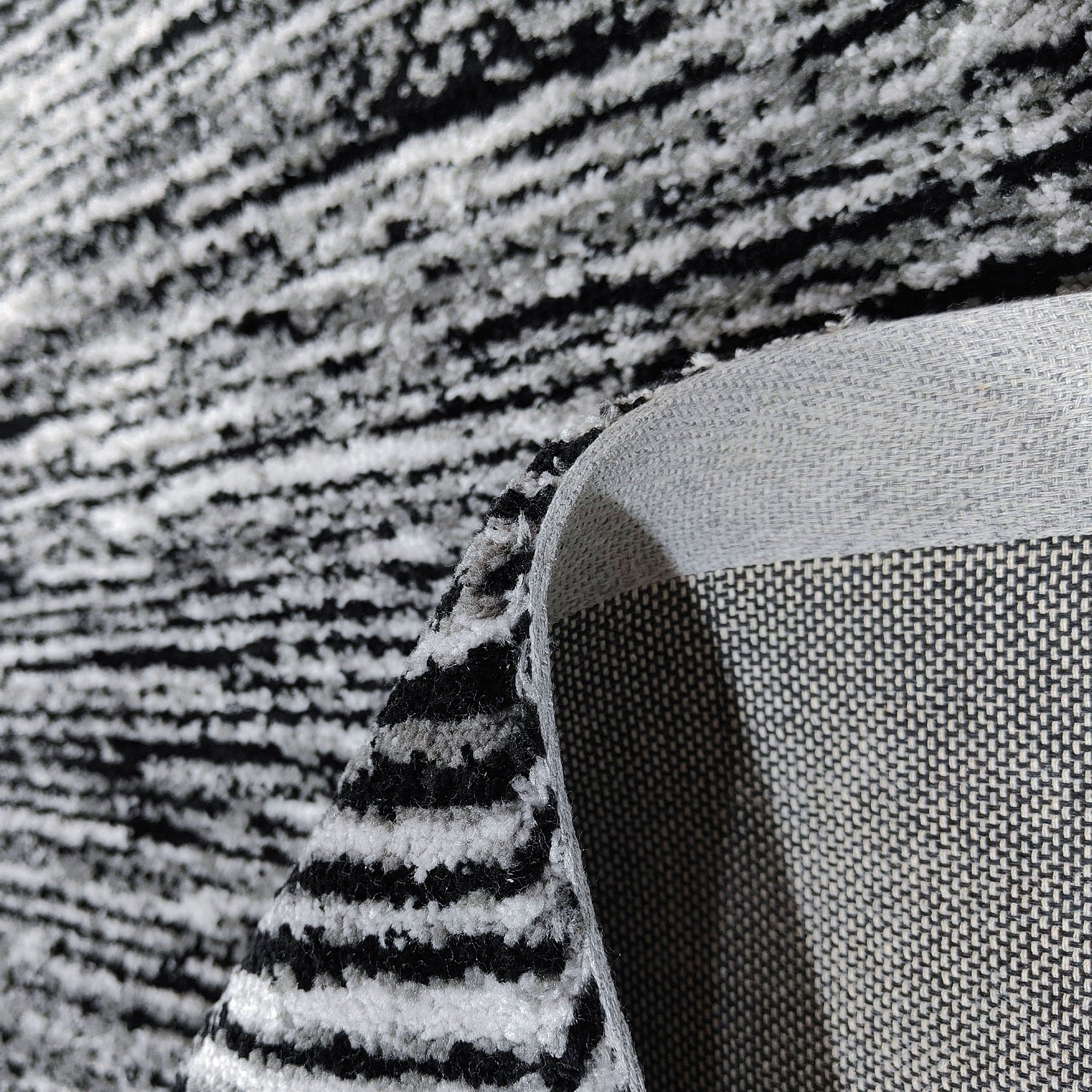 Rug - Image 3
