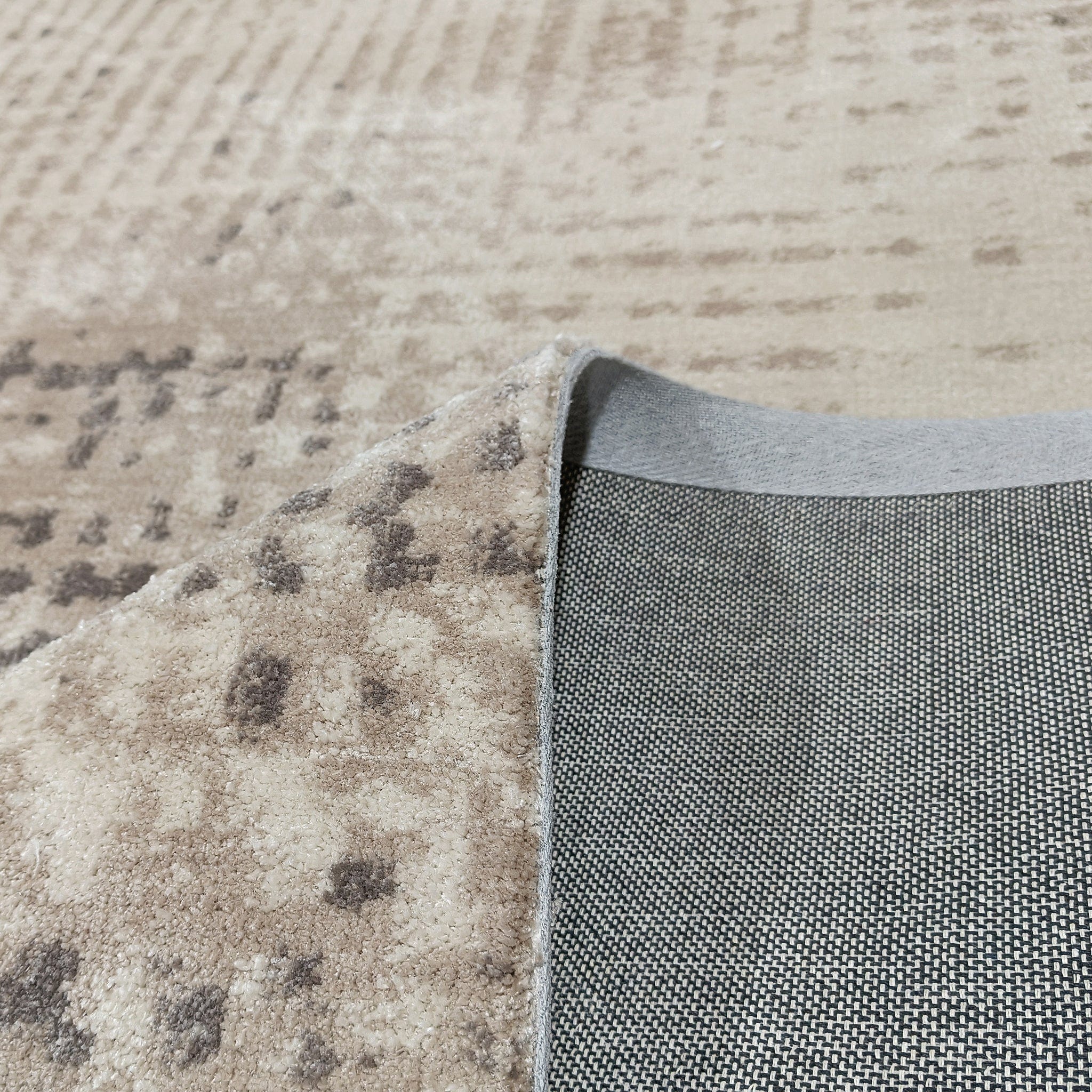 Rug - Image 3