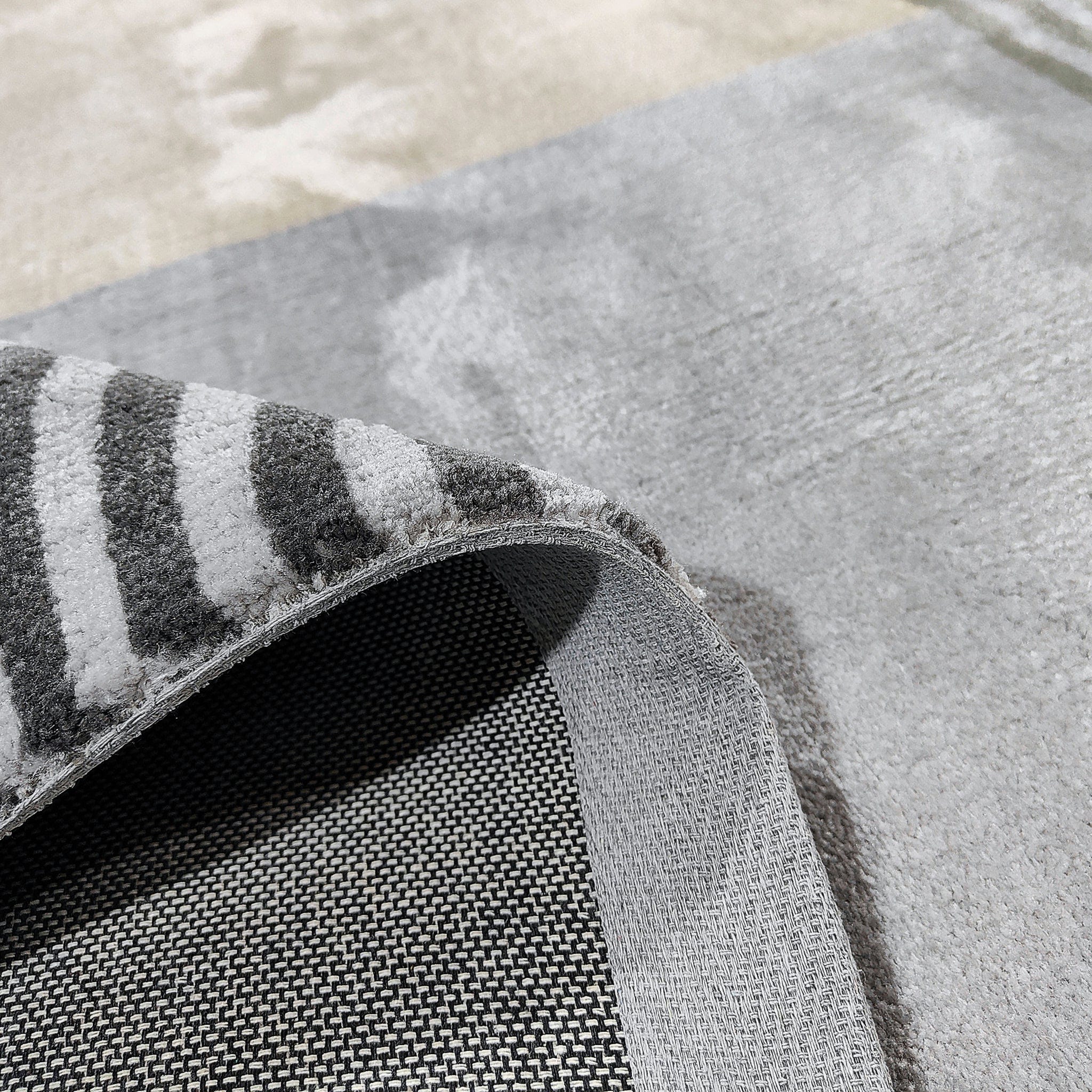 Rug - Image 3