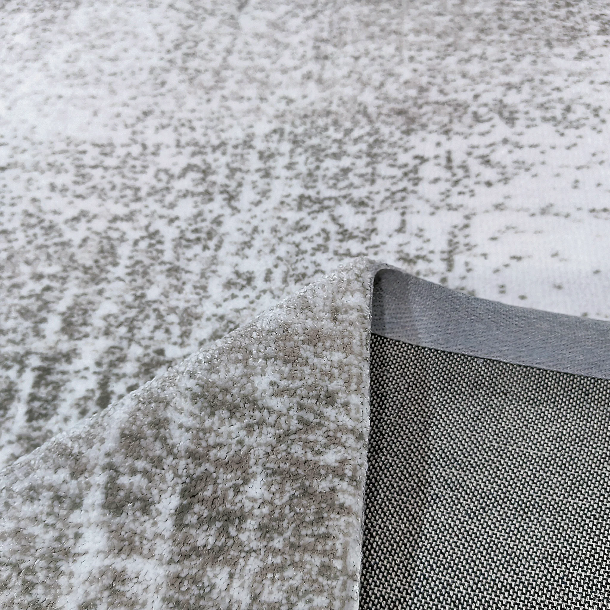Rug - Image 2